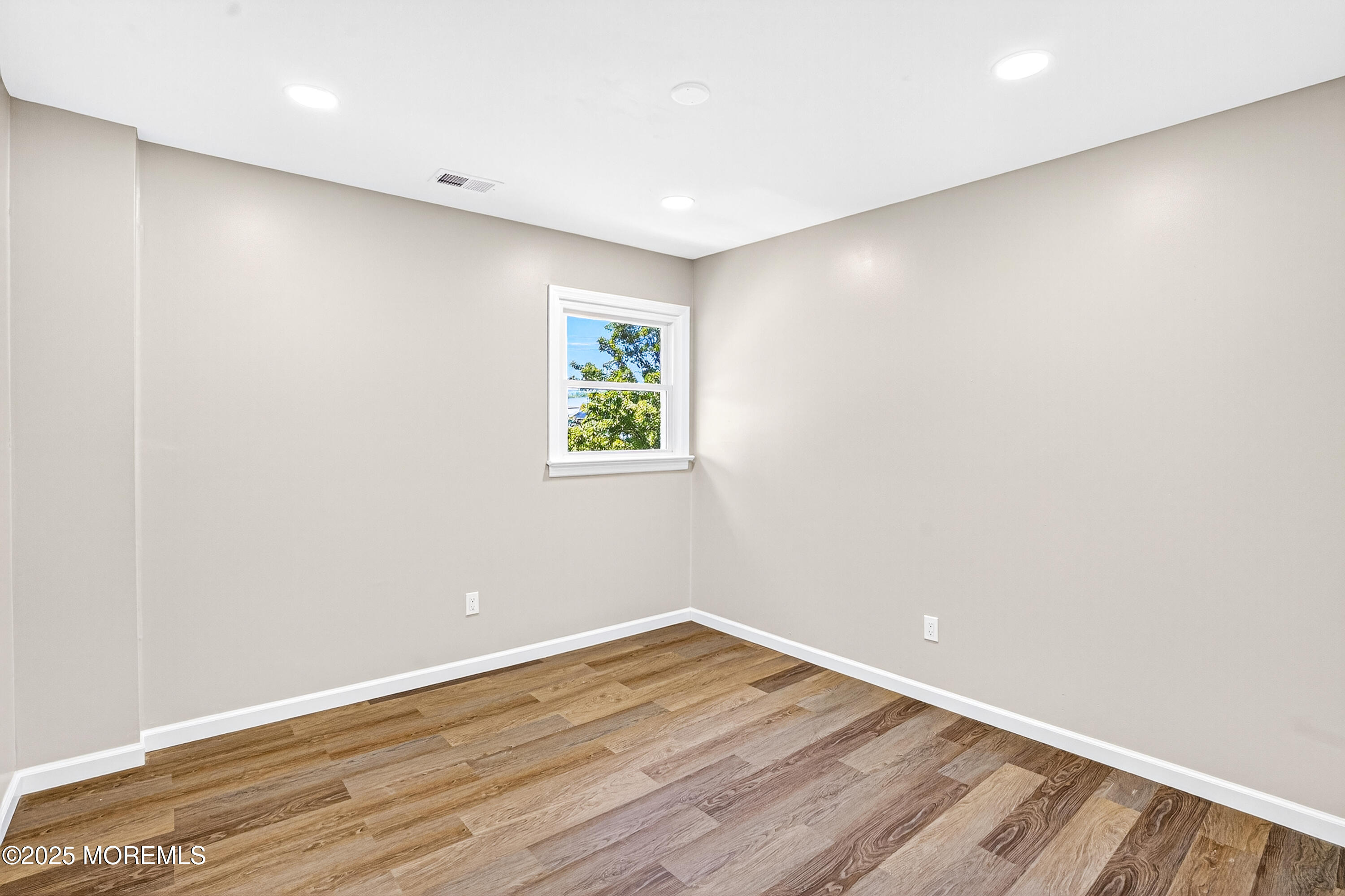 Jamesburg, New Jersey, 08831, United States, 4 Bedrooms Bedrooms, ,3 BathroomsBathrooms,Residential,For Sale,1973980