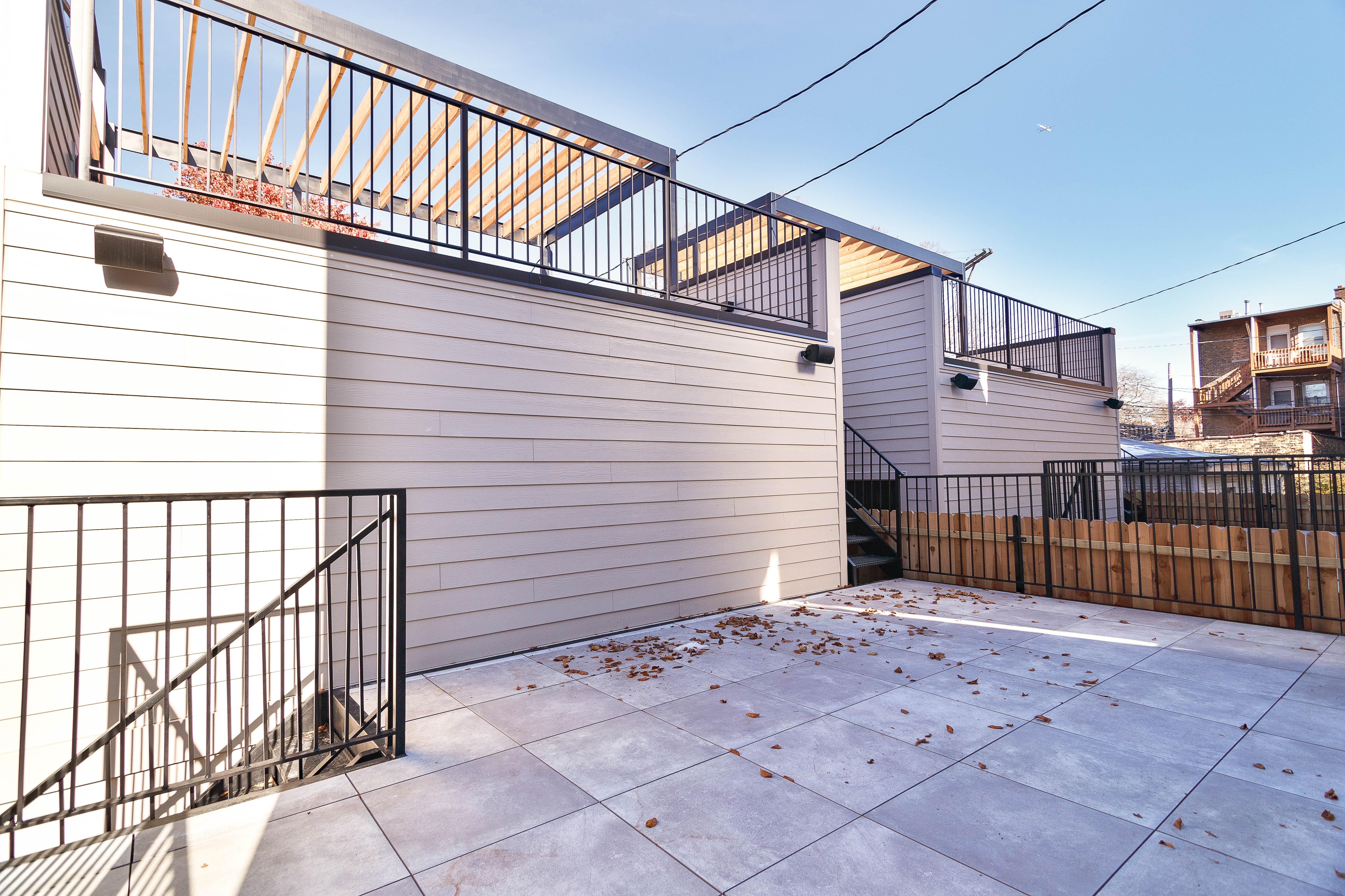  Distinguished New Construction Single-Family Home - 物件實景
