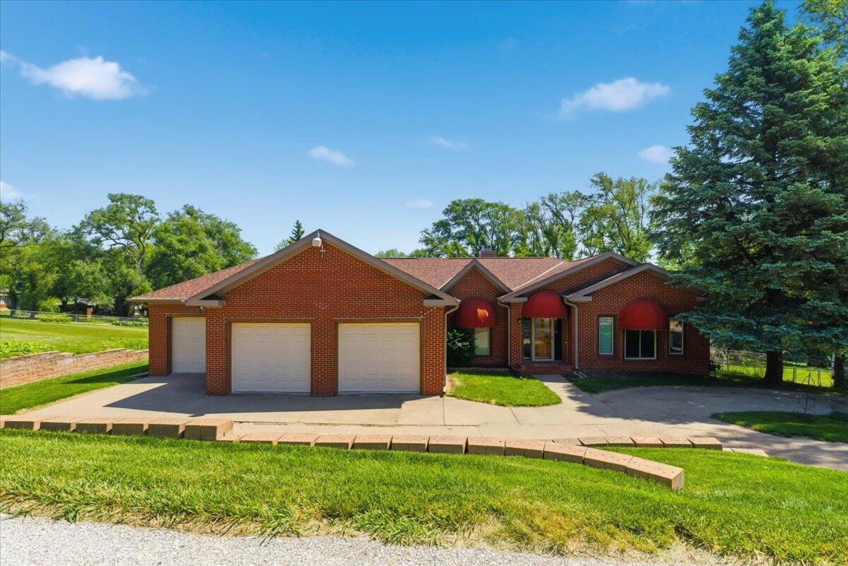 Hawthorne Ave, Council Bluffs, IA 51503 #1