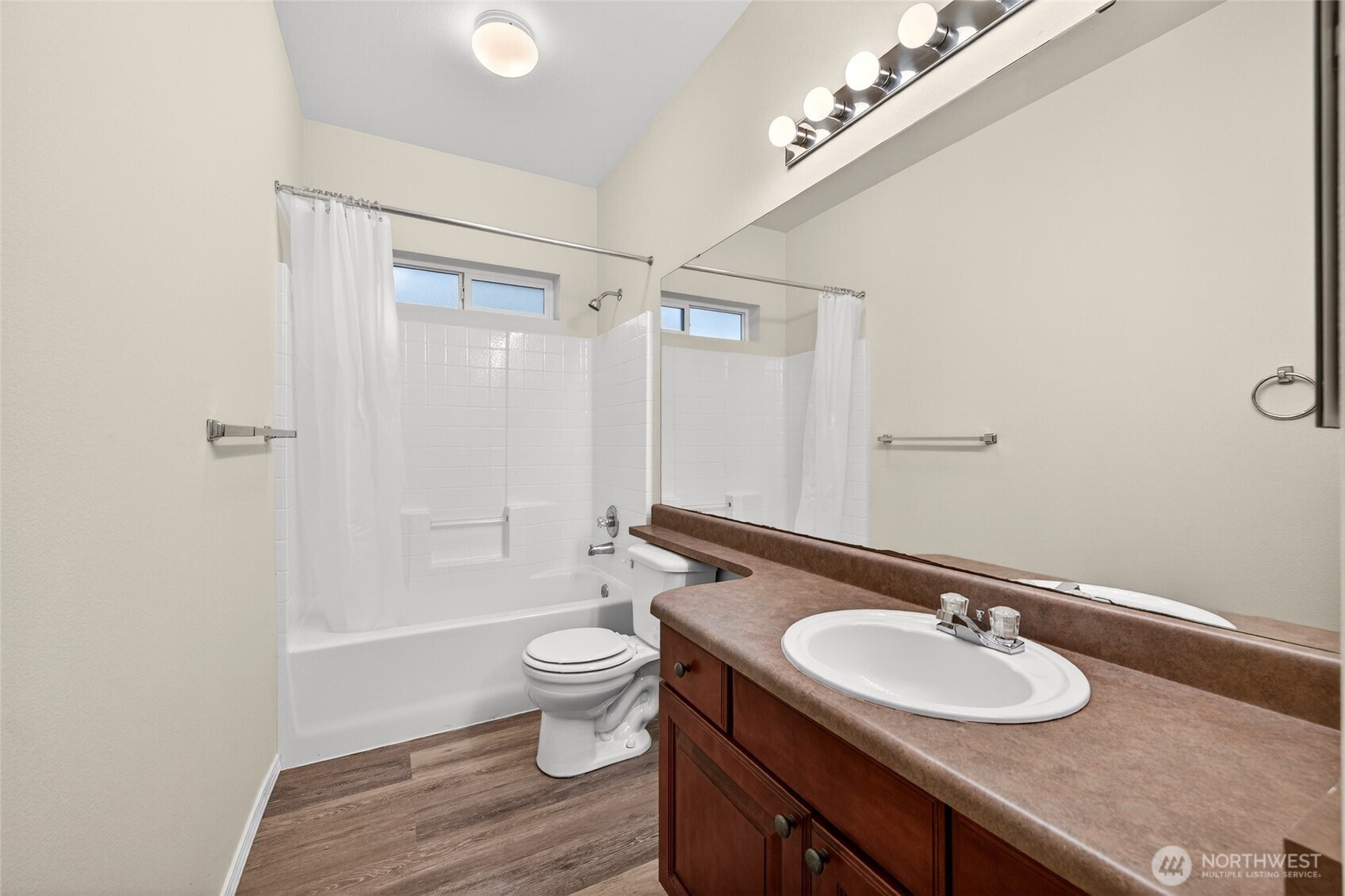 Monroe, Washington, 98272, United States, 3 Bedrooms Bedrooms, ,3 BathroomsBathrooms,Residential,For Sale,2008505