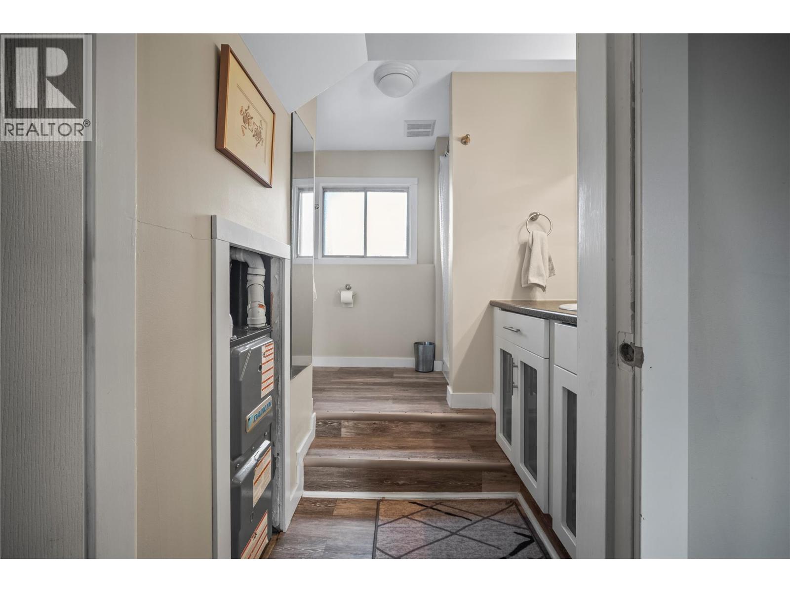 VERNON, British Columbia, V1T 1L1, CA, 3 Bedrooms Bedrooms, ,2 BathroomsBathrooms,Residential,For Sale,1948714