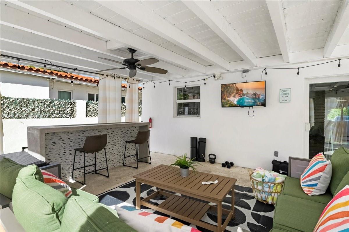 Miami, Florida, 33145, United States, 3 Bedrooms Bedrooms, ,2 BathroomsBathrooms,Residential,For Sale,1987524