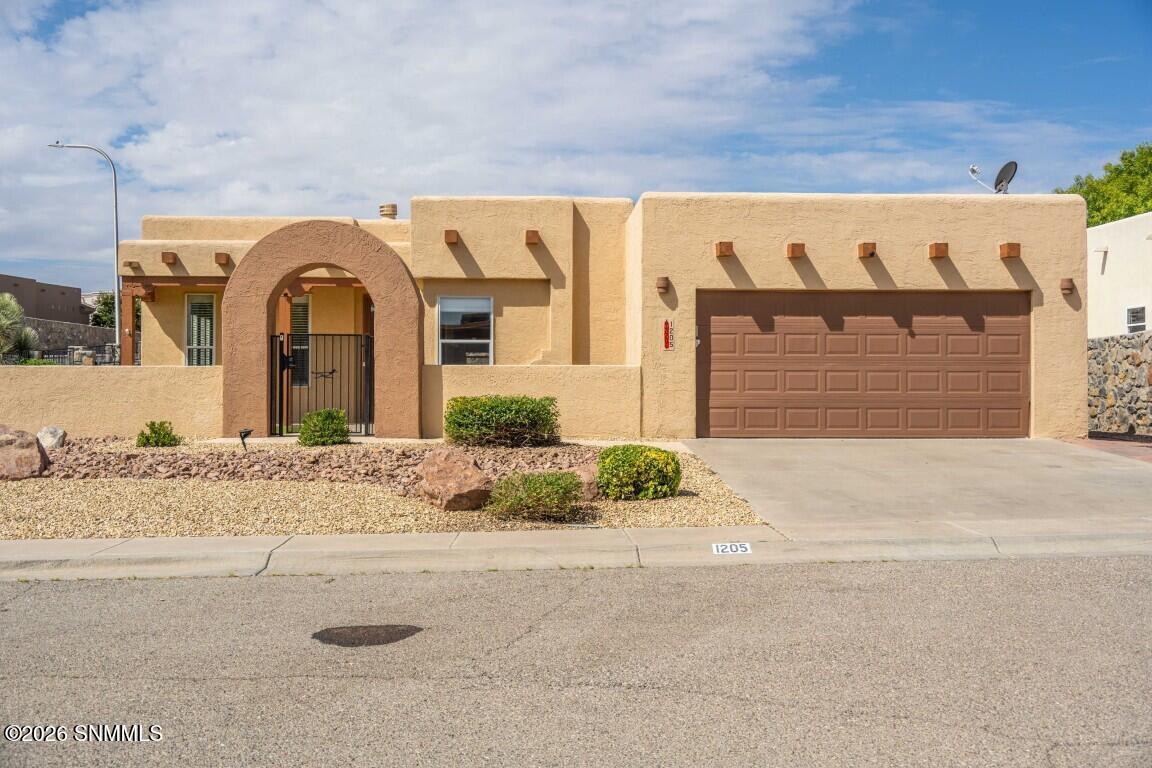 Percha Creek Way, Las Cruces, NM 88011