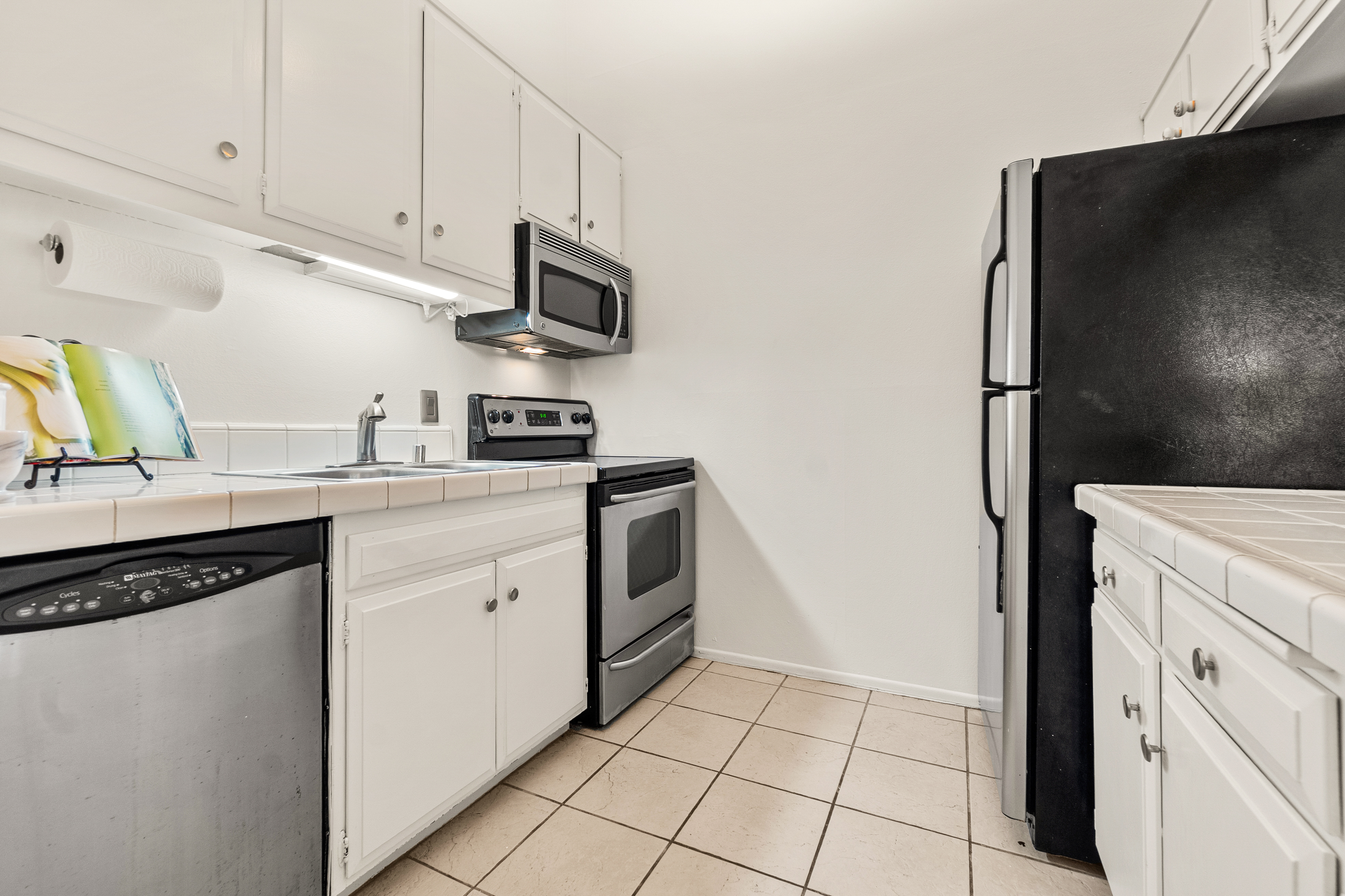  906 Camino Real, Redondo Beach, CA 90277 - 物件實景