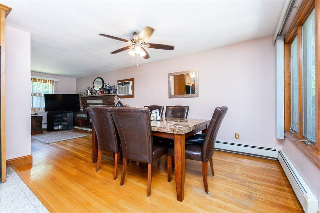 Saugus, Massachusetts, 01906, United States, 3 Bedrooms Bedrooms, ,2 BathroomsBathrooms,Residential,For Sale,1982387