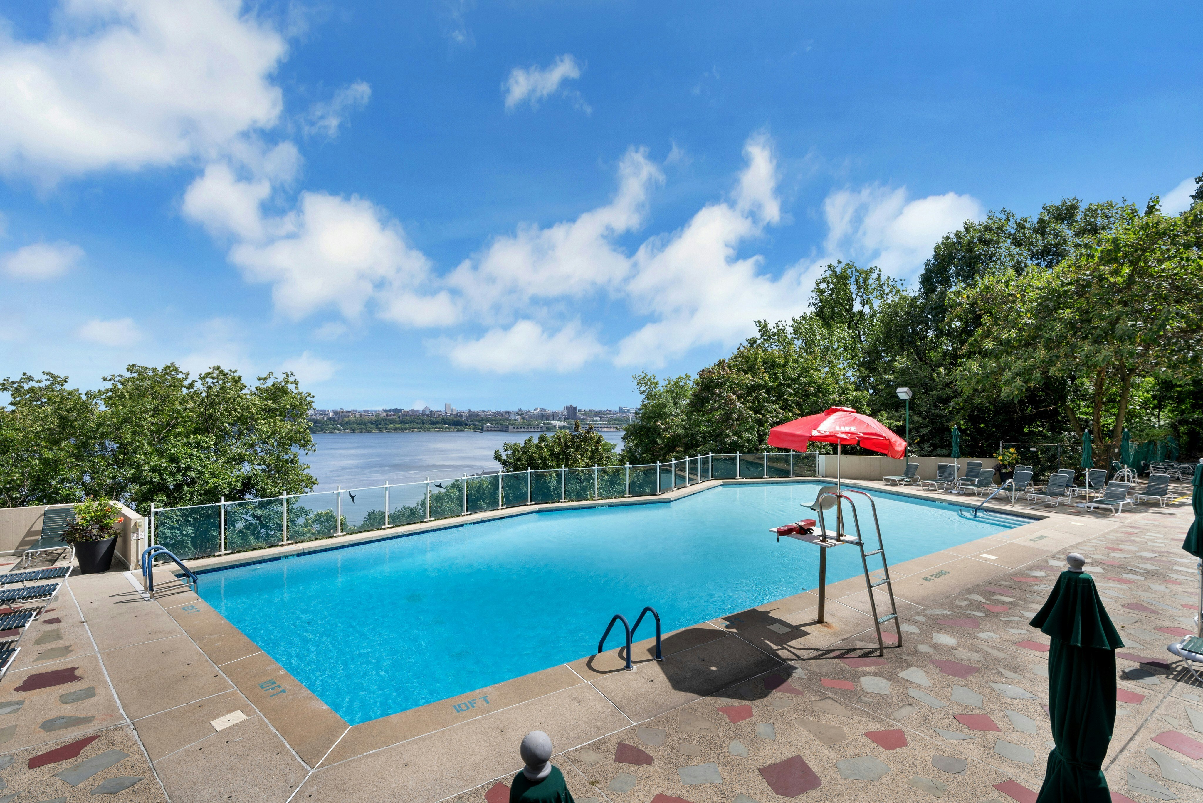  2 Horizon Road, Fort Lee, NJ 07024 - 物件實景