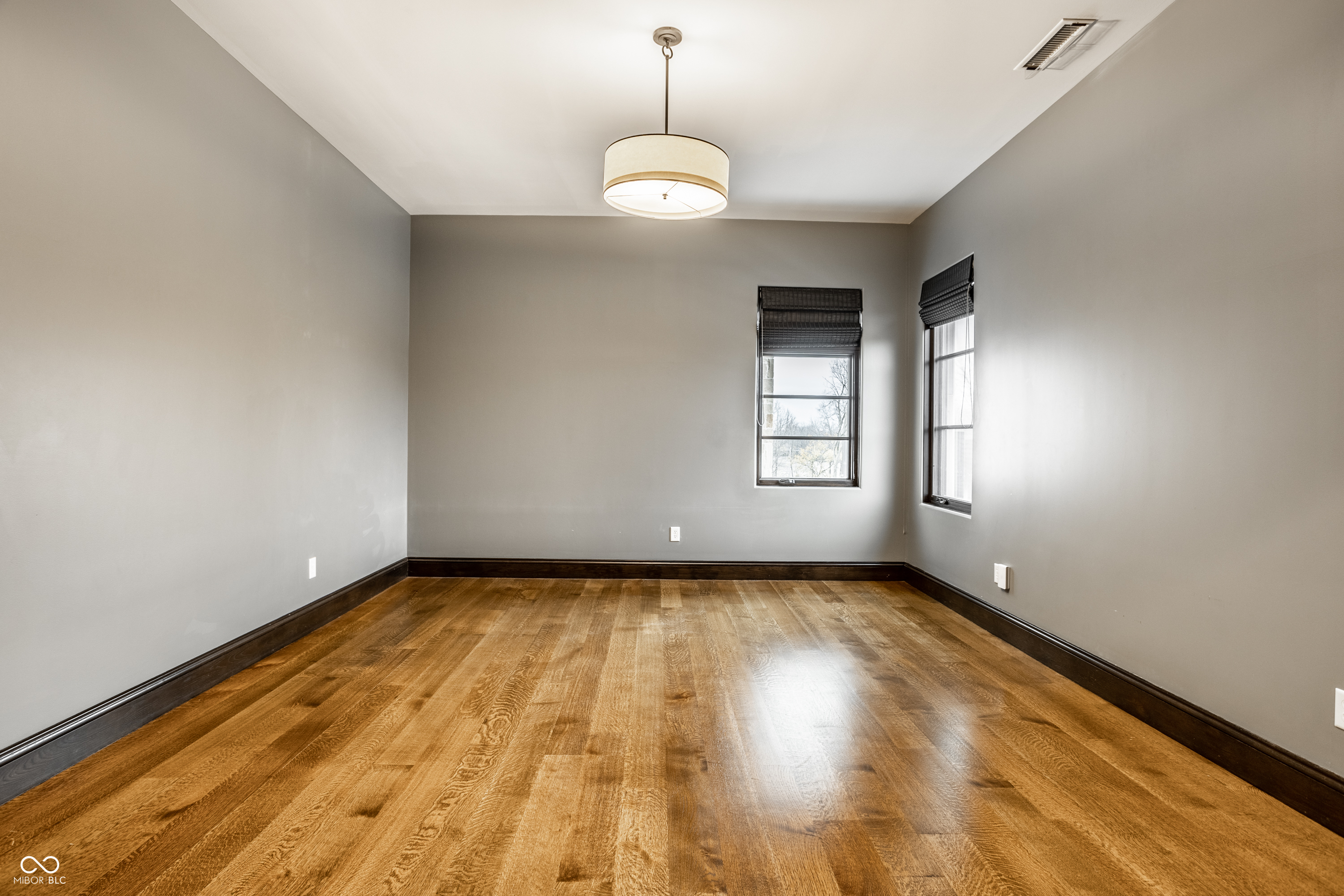 Zionsville, Indiana, 46077, United States, 5 Bedrooms Bedrooms, ,9 BathroomsBathrooms,Residential,For Sale,2012395