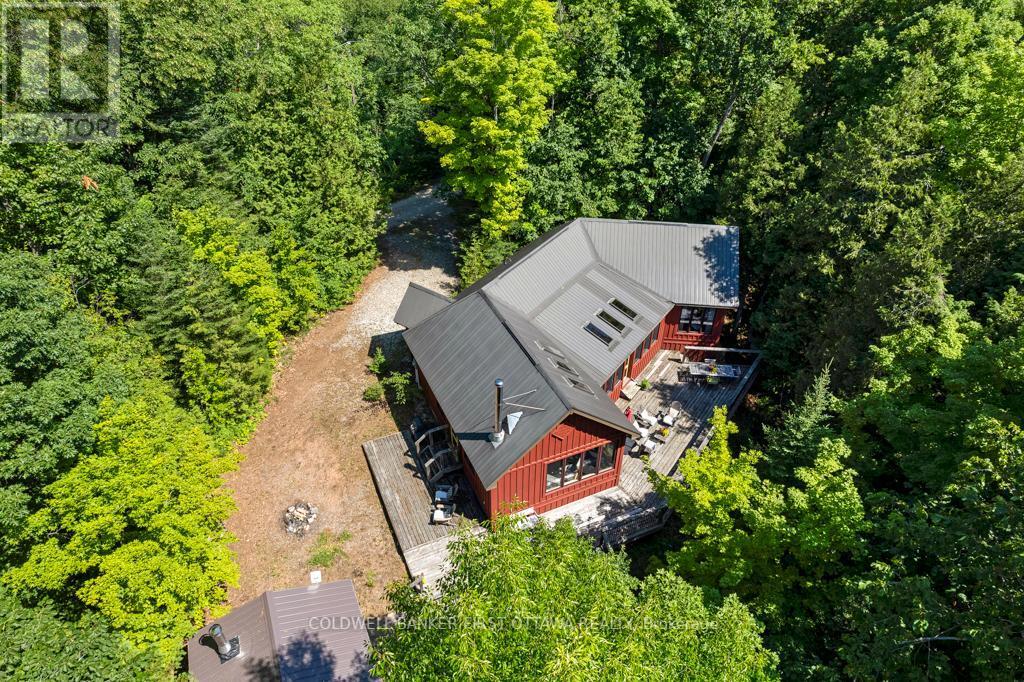 FRONTENAC (FRONTENAC NORTH), Ontario, K0H 2J0, CA, 3 Bedrooms Bedrooms, ,1 BathroomBathrooms,Residential,For Sale,1901369