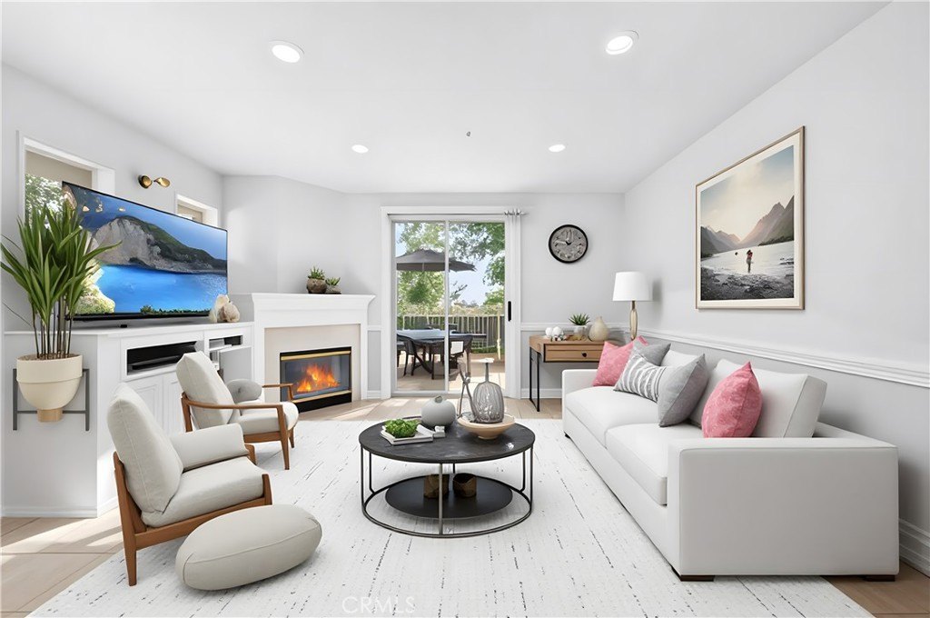 Aliso Viejo, California, 92656, United States, 3 Bedrooms Bedrooms, ,3 BathroomsBathrooms,Residential,For Sale,1997442