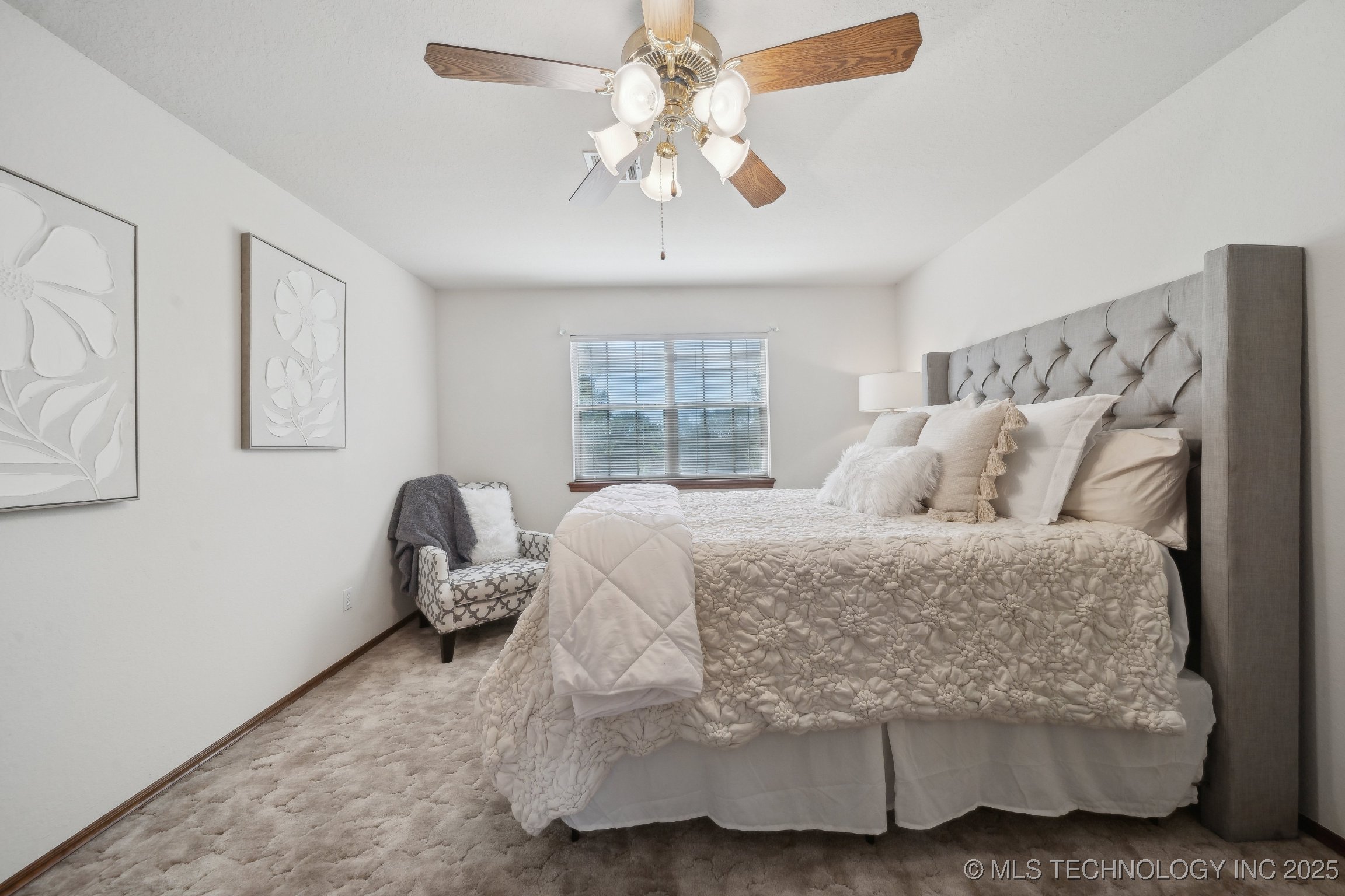 Collinsville, Oklahoma, 74021, United States, 4 Bedrooms Bedrooms, ,3 BathroomsBathrooms,Residential,For Sale,1993596