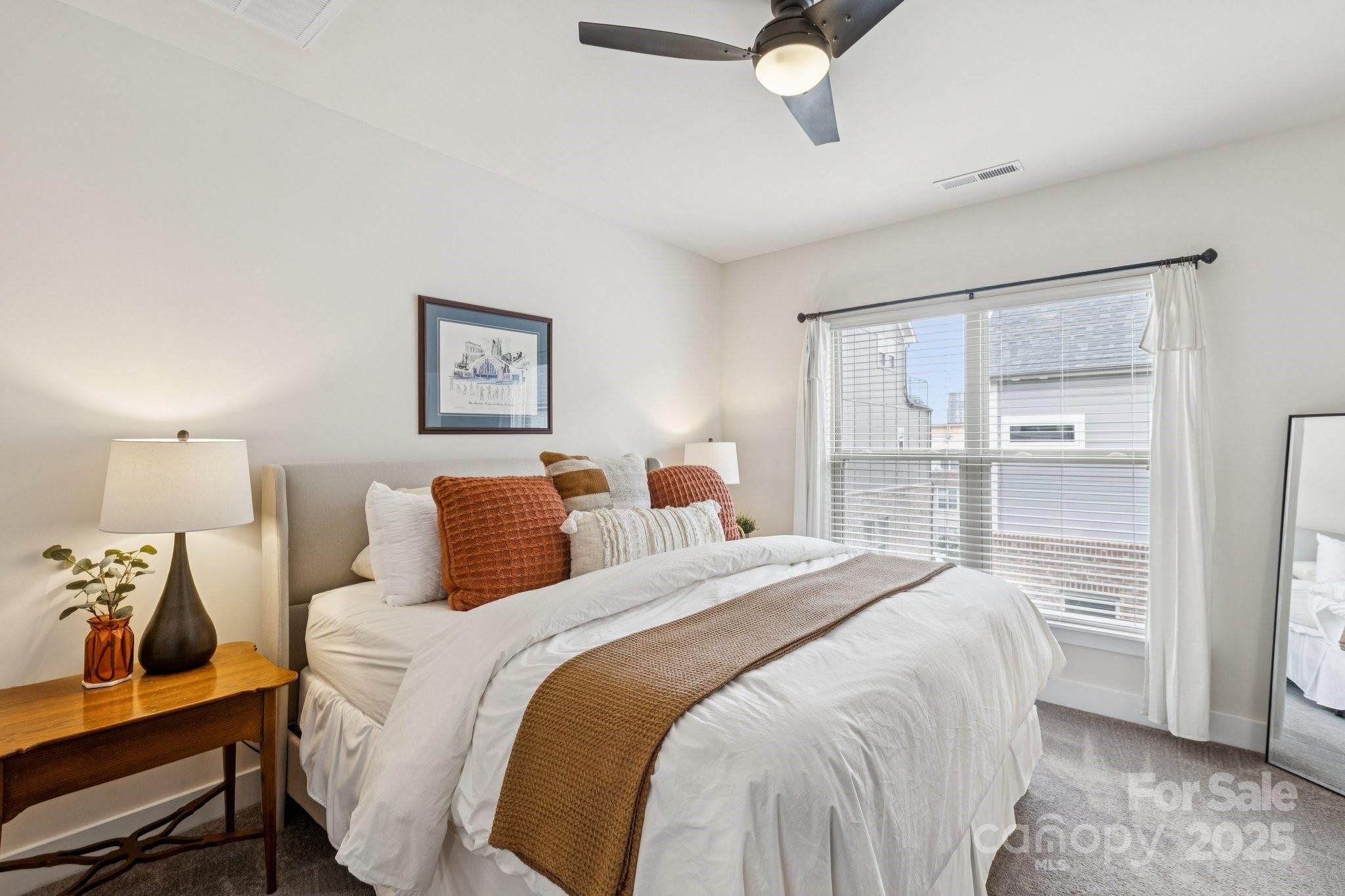 Charlotte, North Carolina, 28204, United States, 3 Bedrooms Bedrooms, ,4 BathroomsBathrooms,Residential,For Sale,1958271