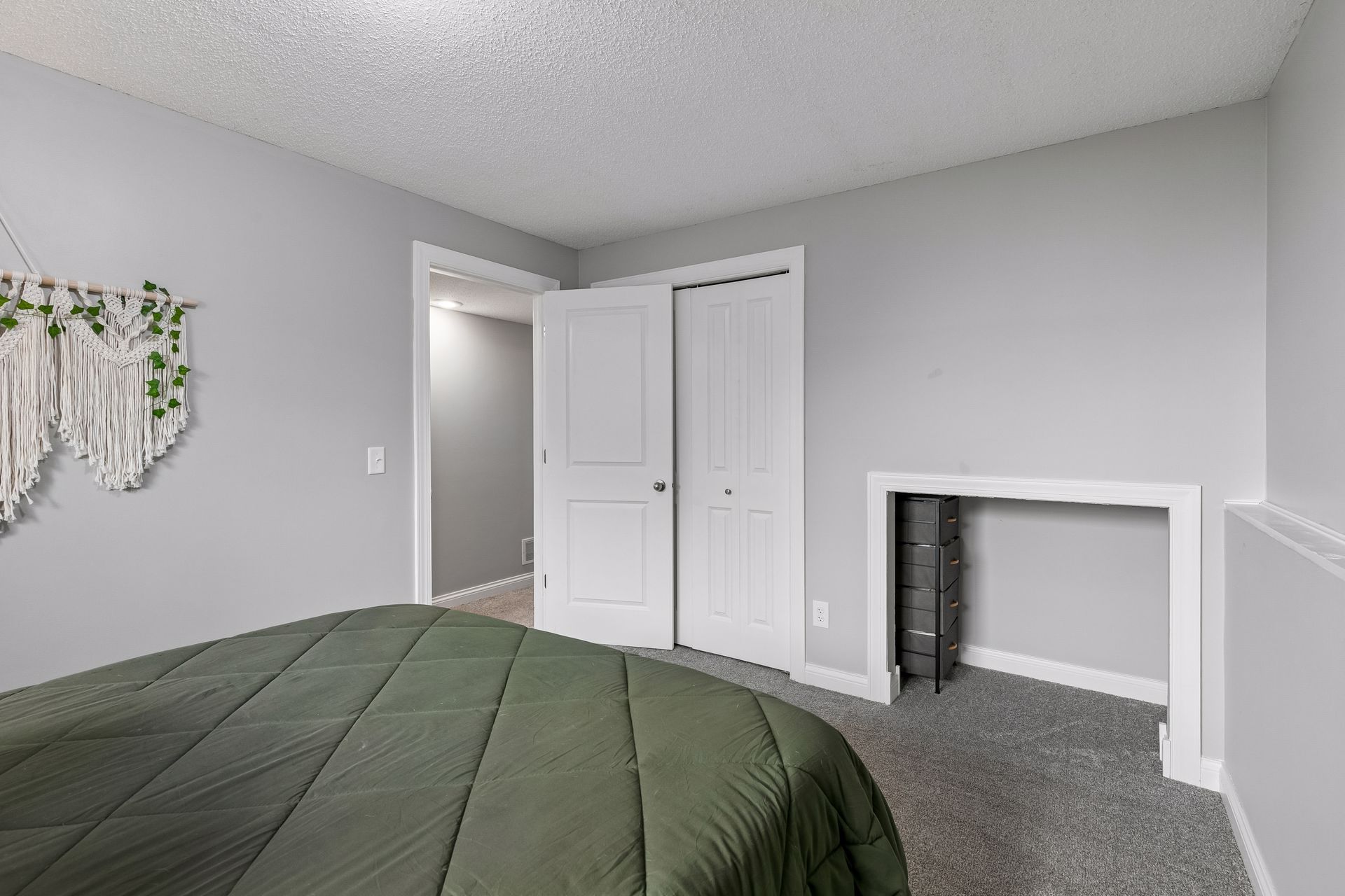  A Light-Filled Home Near Rolling Oaks Park - 物件實景