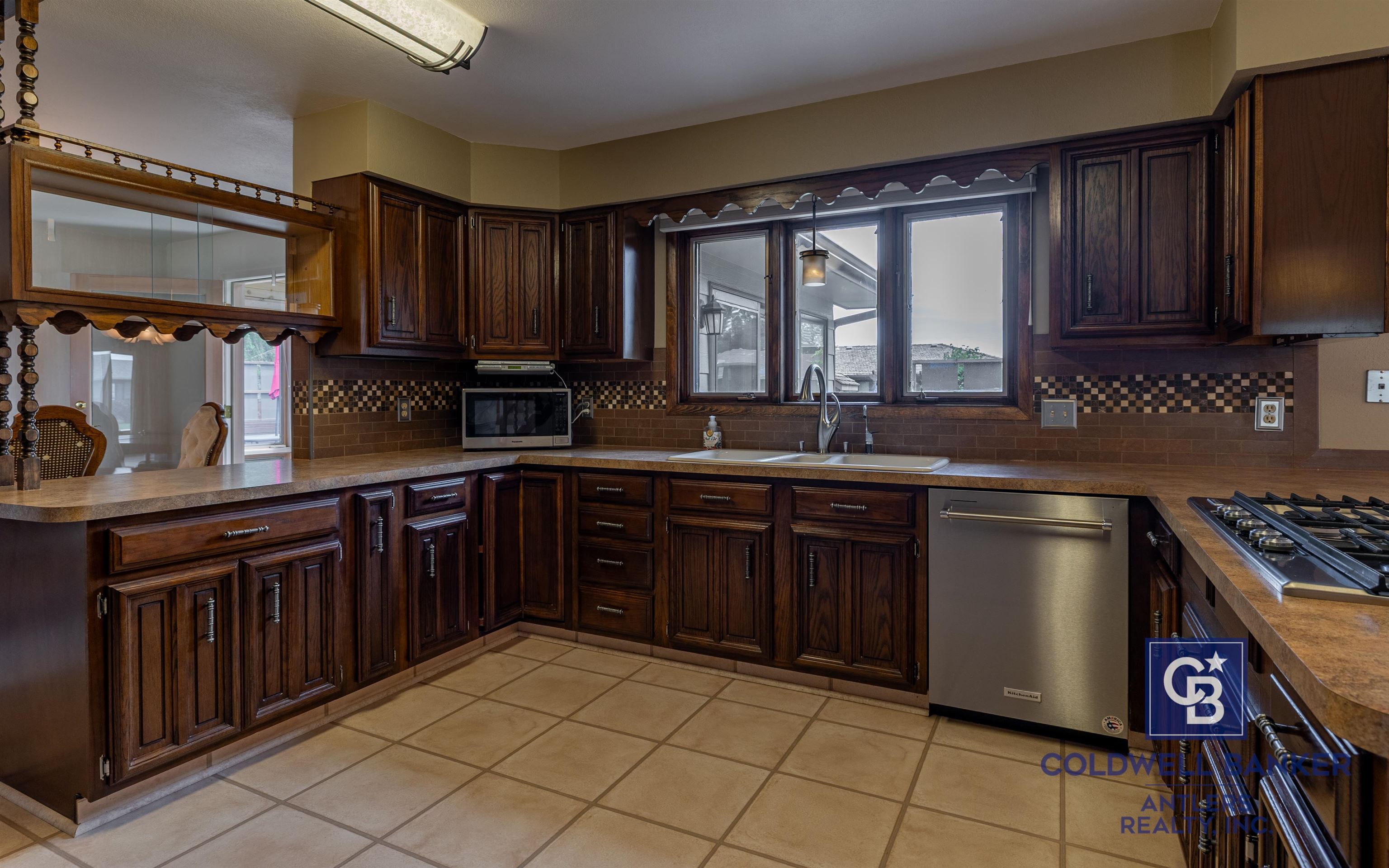 Powell, Wyoming, 82435, United States, 4 Bedrooms Bedrooms, ,1 BathroomBathrooms,Residential,For Sale,1912468
