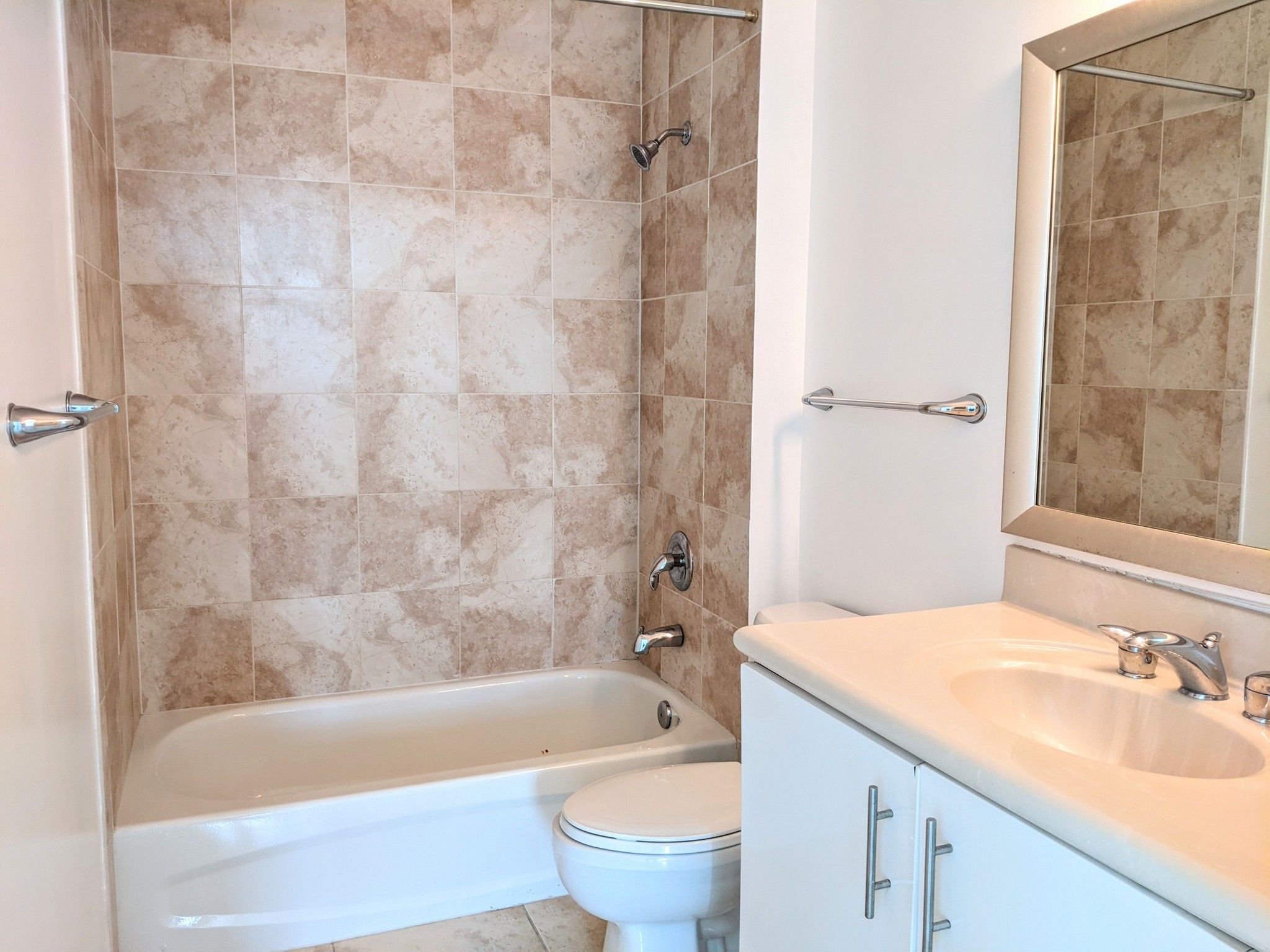  7910 Harbor Island Dr, North Bay Village, FL, 33141 - 物件實景