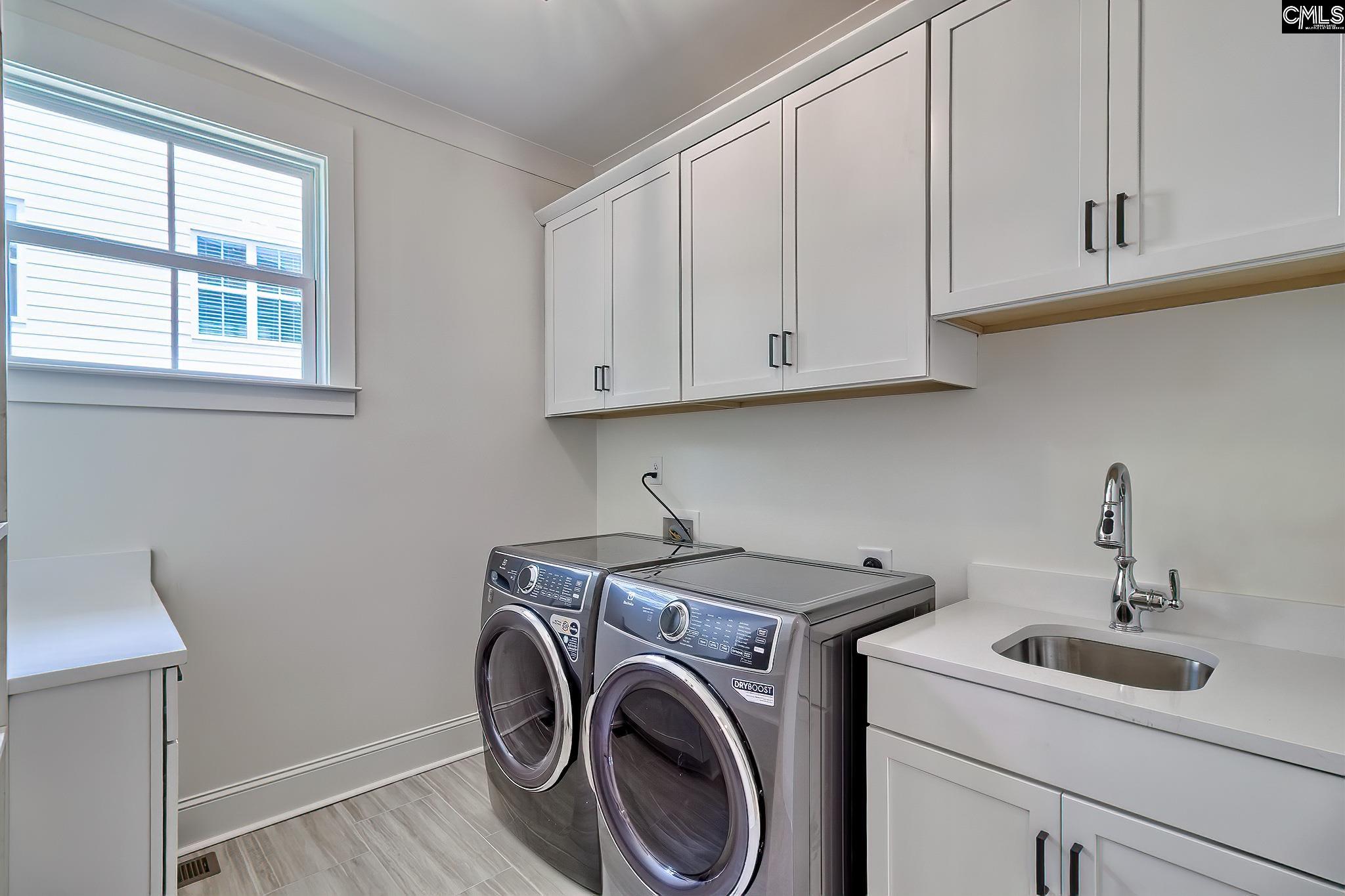 Lexington, South Carolina, 29072, United States, 4 Bedrooms Bedrooms, ,5 BathroomsBathrooms,Residential,For Sale,1857988