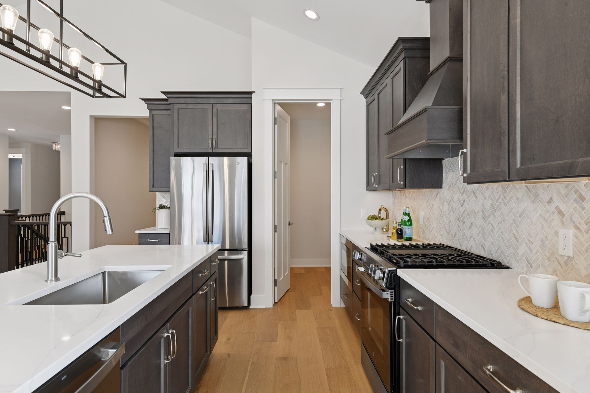  Exclusive Opportunity: Custom Home Build on Three Private Acres in Elk River - 物件實景