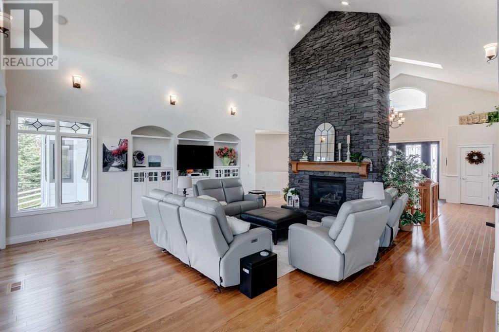 RURAL FOOTHILLS COUNTY, Alberta, T0K 1K0, CA, 6 Bedrooms Bedrooms, ,4 BathroomsBathrooms,Residential,For Sale,1947091