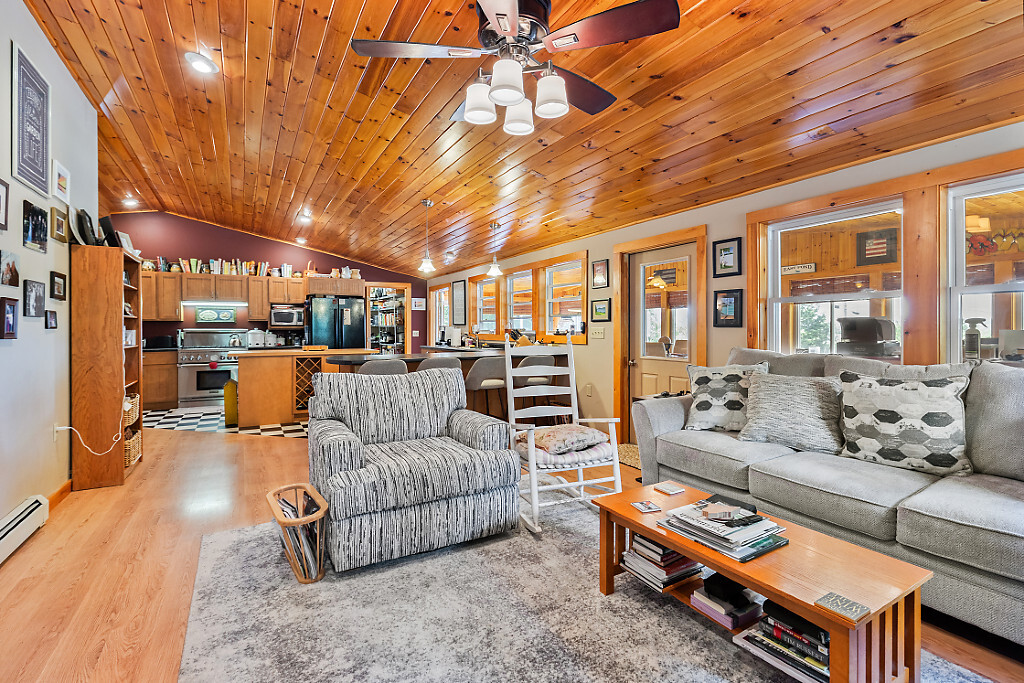 Smithfield, Maine, 04978, United States, 3 Bedrooms Bedrooms, ,4 BathroomsBathrooms,Residential,For Sale,1934236