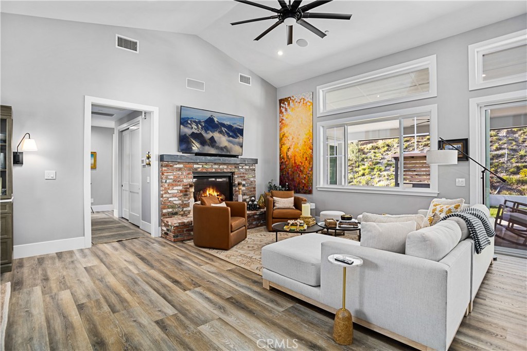 Temecula, California, 92590, United States, 4 Bedrooms Bedrooms, ,3 BathroomsBathrooms,Residential,For Sale,2013760