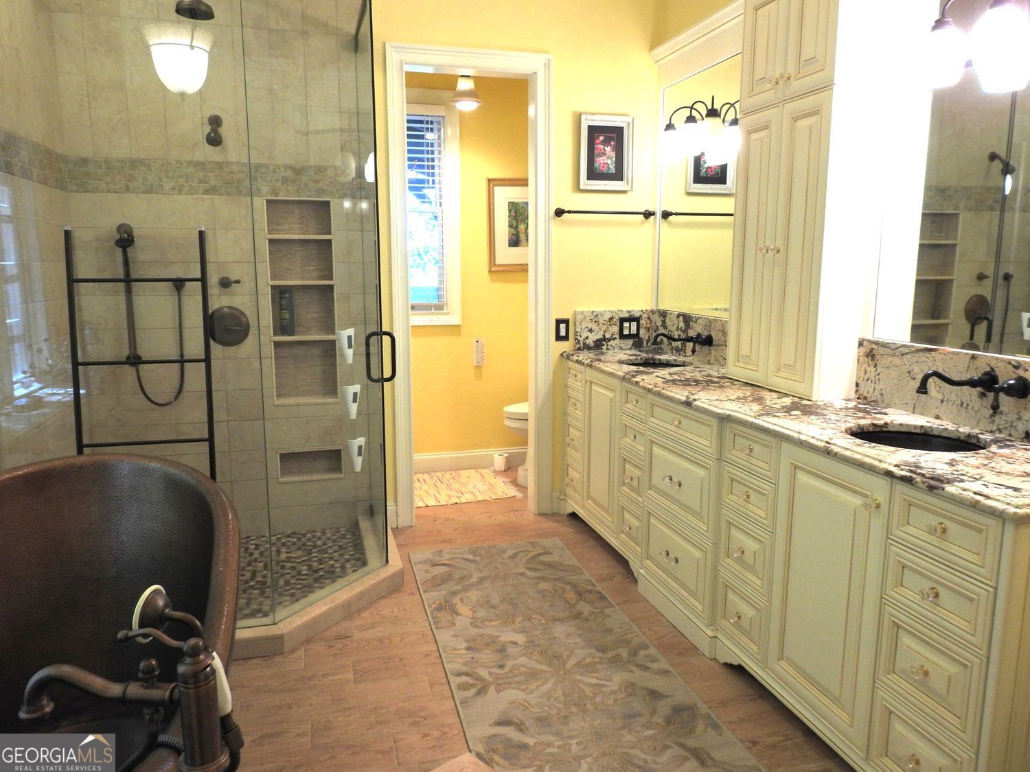 Blue Ridge, Georgia, 30513, United States, 5 Bedrooms Bedrooms, ,5 BathroomsBathrooms,Residential,For Sale,1859006