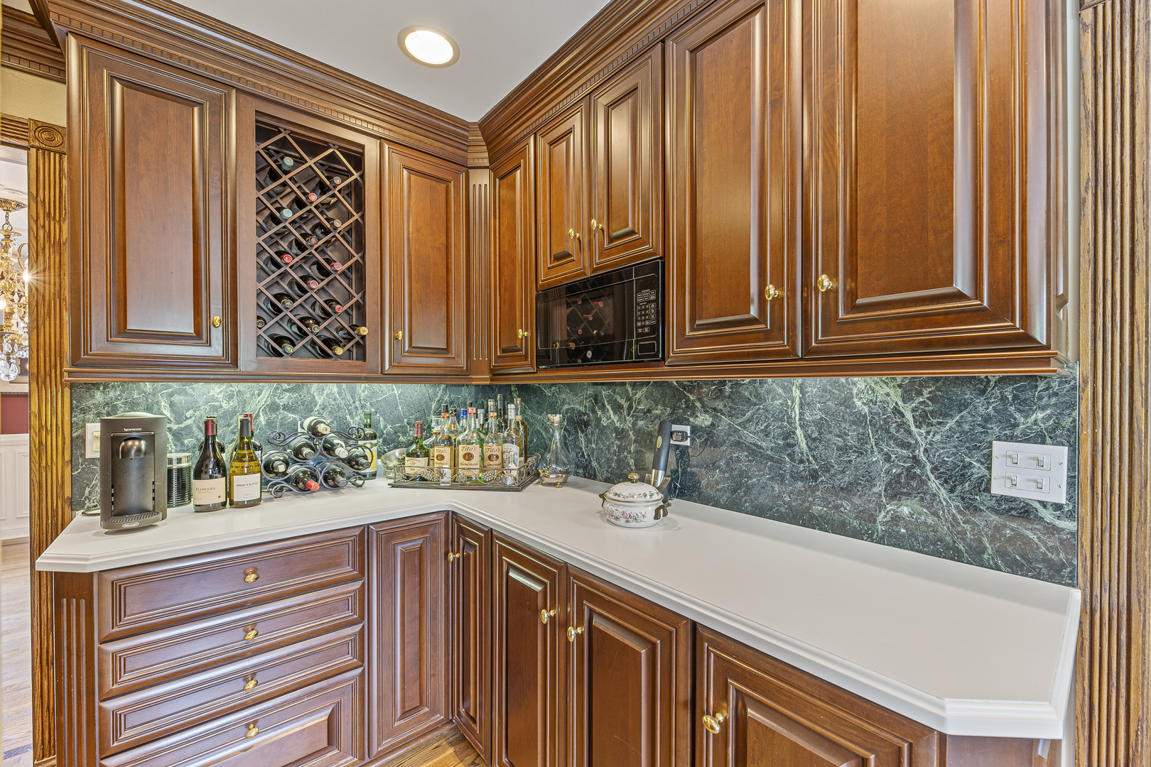 Glenview, Illinois, 60026, United States, 5 Bedrooms Bedrooms, ,4 BathroomsBathrooms,Residential,For Sale,1951003