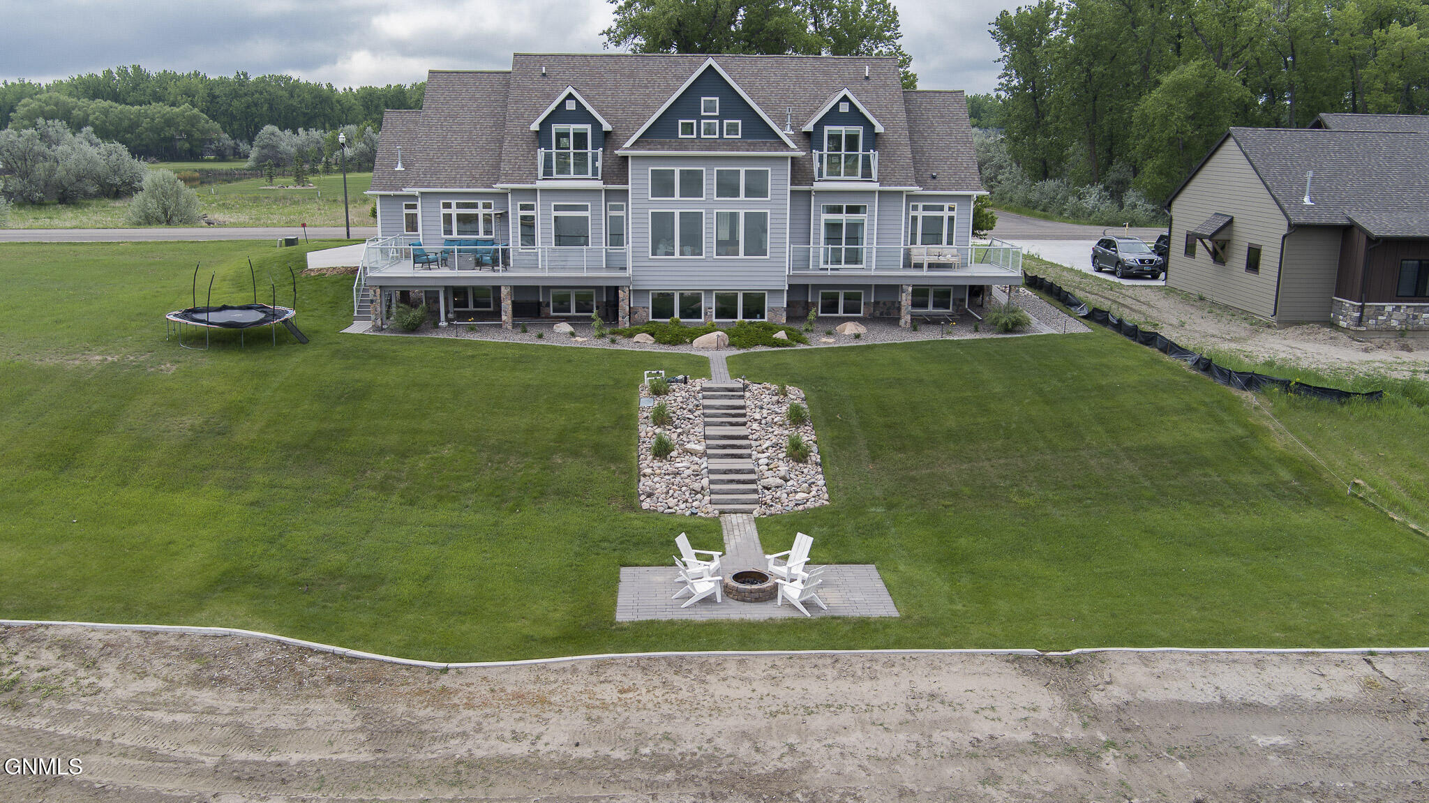 Bismarck, North Dakota, 58504, United States, 6 Bedrooms Bedrooms, ,4 BathroomsBathrooms,Residential,For Sale,1982102