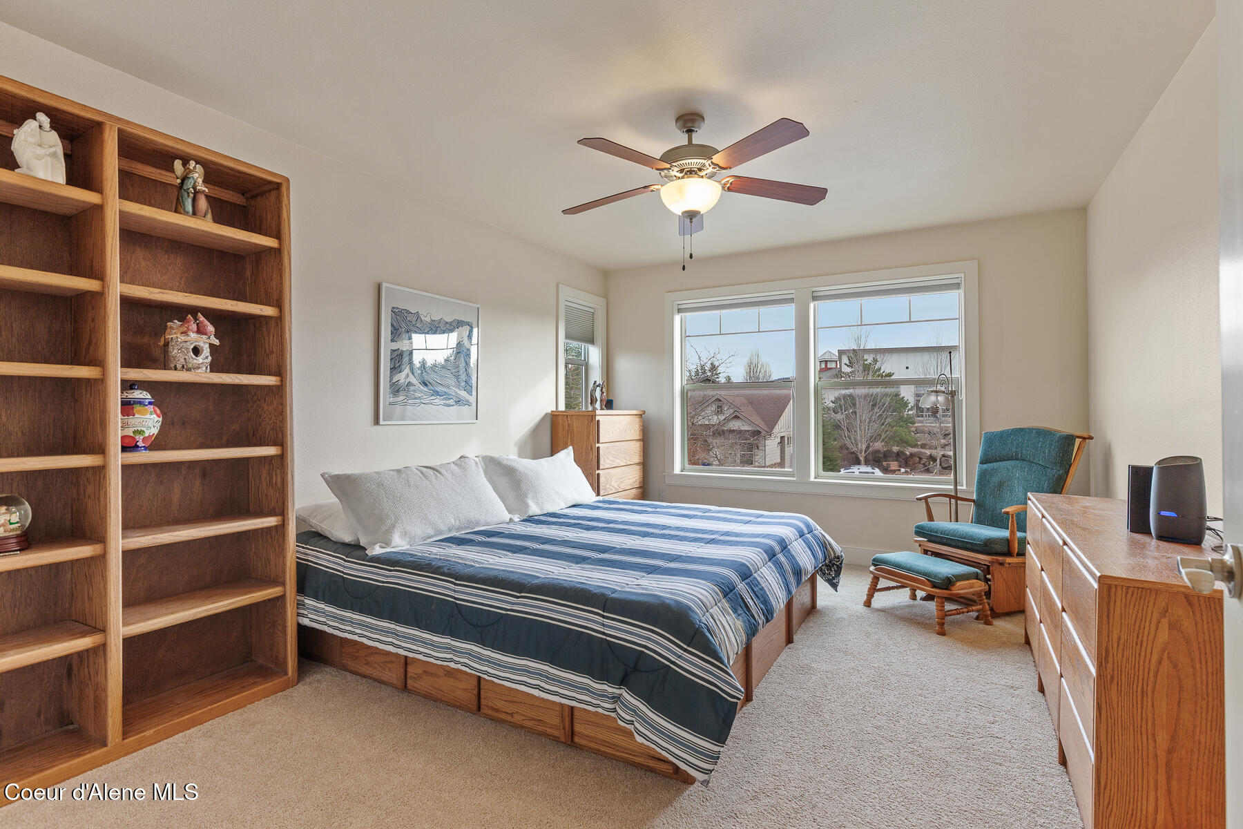 Coeur d'Alene, Idaho, 83815, United States, 2 Bedrooms Bedrooms, ,3 BathroomsBathrooms,Residential,For Sale,2010057