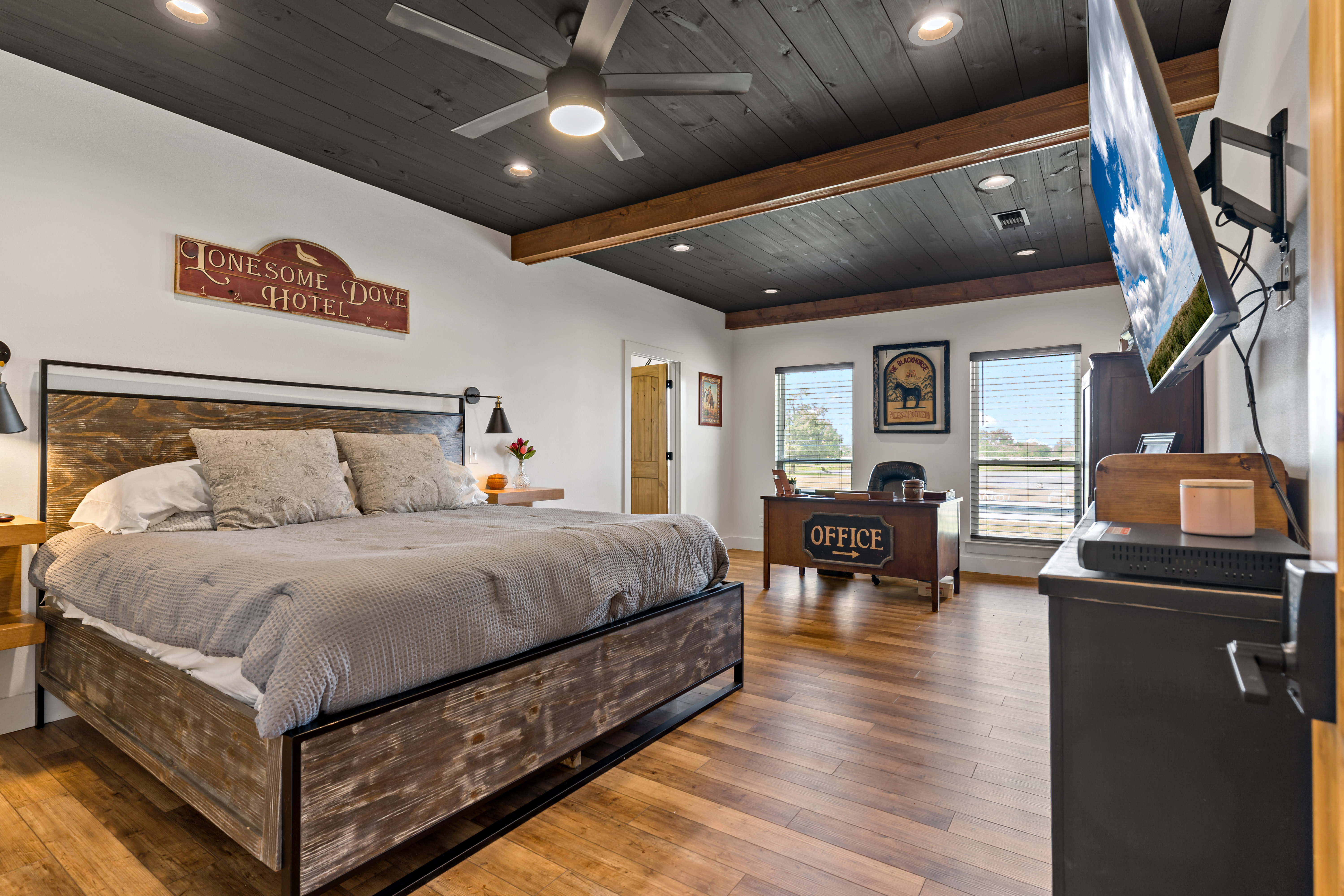 Paris, Texas, 75462, United States, 3 Bedrooms Bedrooms, ,2 BathroomsBathrooms,Residential,For Sale,1983529