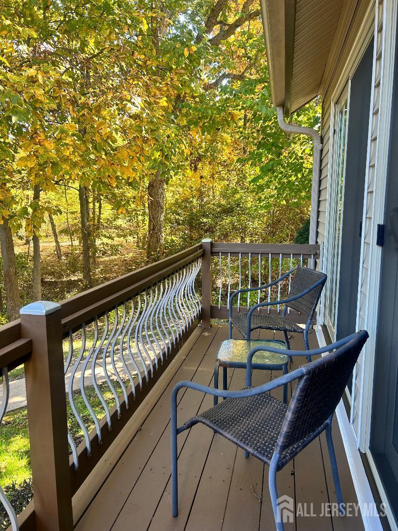 Edison, New Jersey, 08820, United States, 2 Bedrooms Bedrooms, ,3 BathroomsBathrooms,Residential,For Sale,1991890