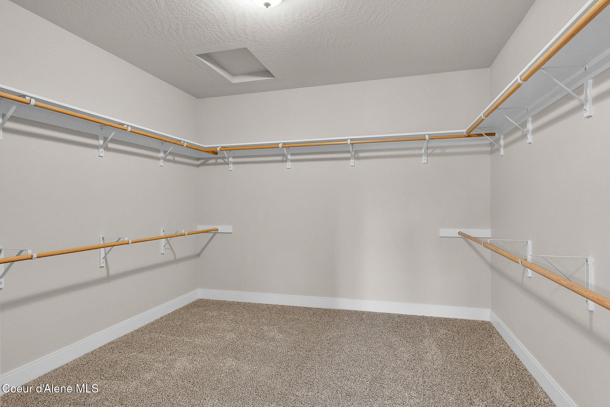 Rathdrum, Idaho, 83858, United States, 5 Bedrooms Bedrooms, ,1 BathroomBathrooms,Residential,For Sale,1989030