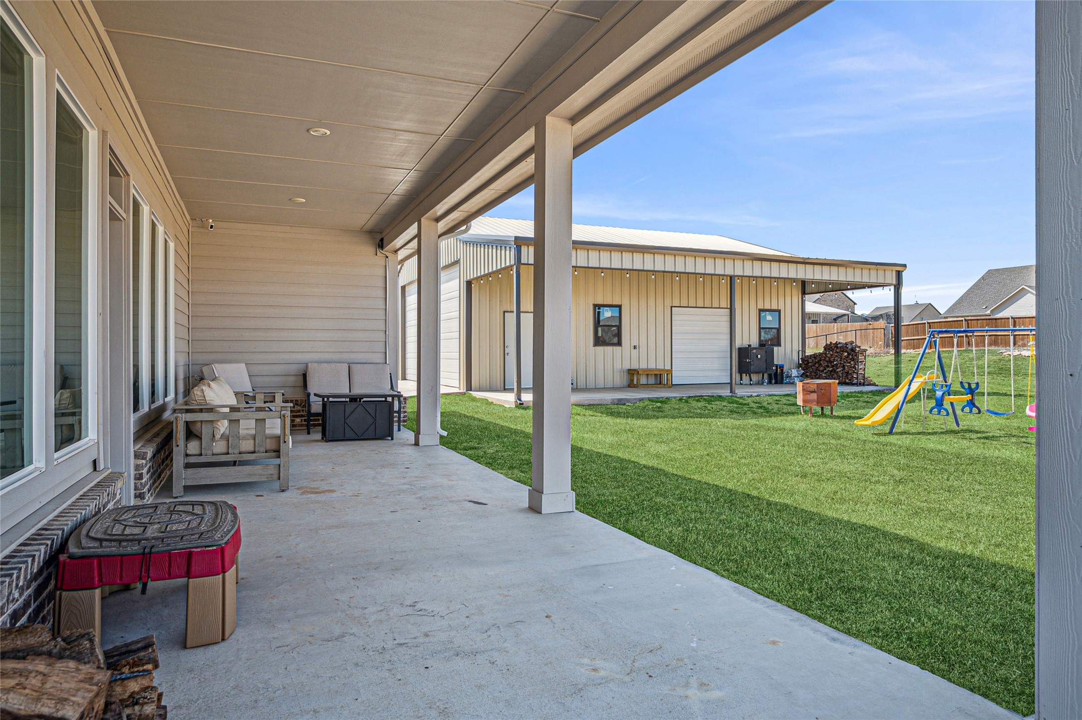 Rhome, Texas, 76078, United States, 4 Bedrooms Bedrooms, ,4 BathroomsBathrooms,Residential,For Sale,1746060