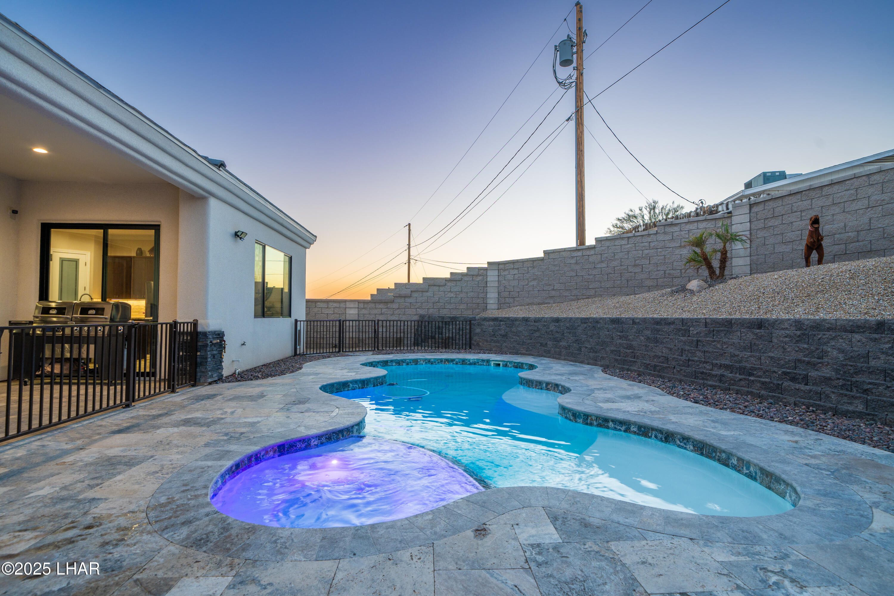 Lake Havasu City, Arizona, 86403, United States, 3 Bedrooms Bedrooms, ,4 BathroomsBathrooms,Residential,For Sale,1827027