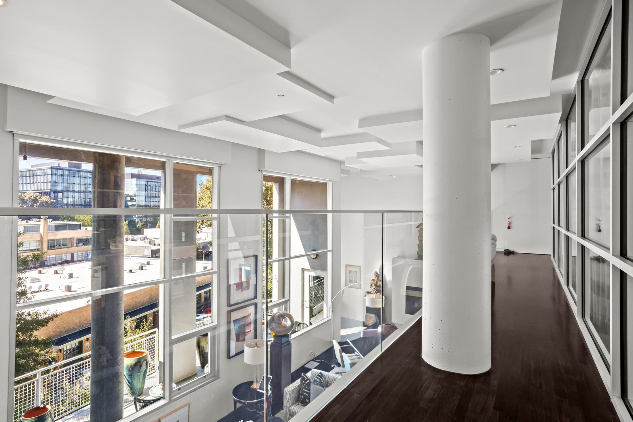  Remarkable Two-Story Loft with Skyline Views - 物件實景