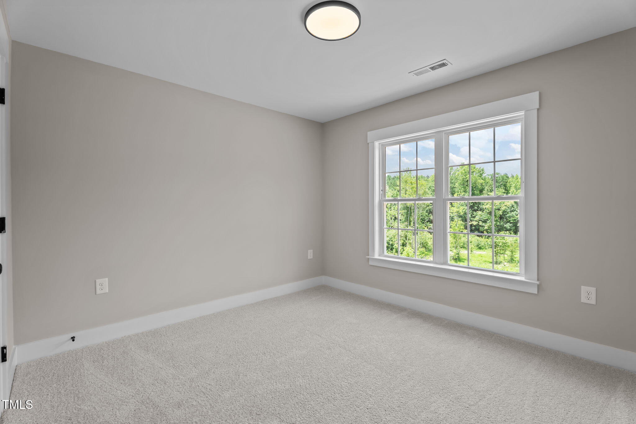 Spring Hope, North Carolina, 27882, United States, 3 Bedrooms Bedrooms, ,3 BathroomsBathrooms,Residential,For Sale,1826644