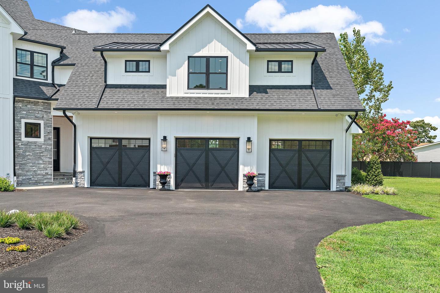 Queenstown, Maryland, 21658, United States, 5 Bedrooms Bedrooms, ,5 BathroomsBathrooms,Residential,For Sale,1907636