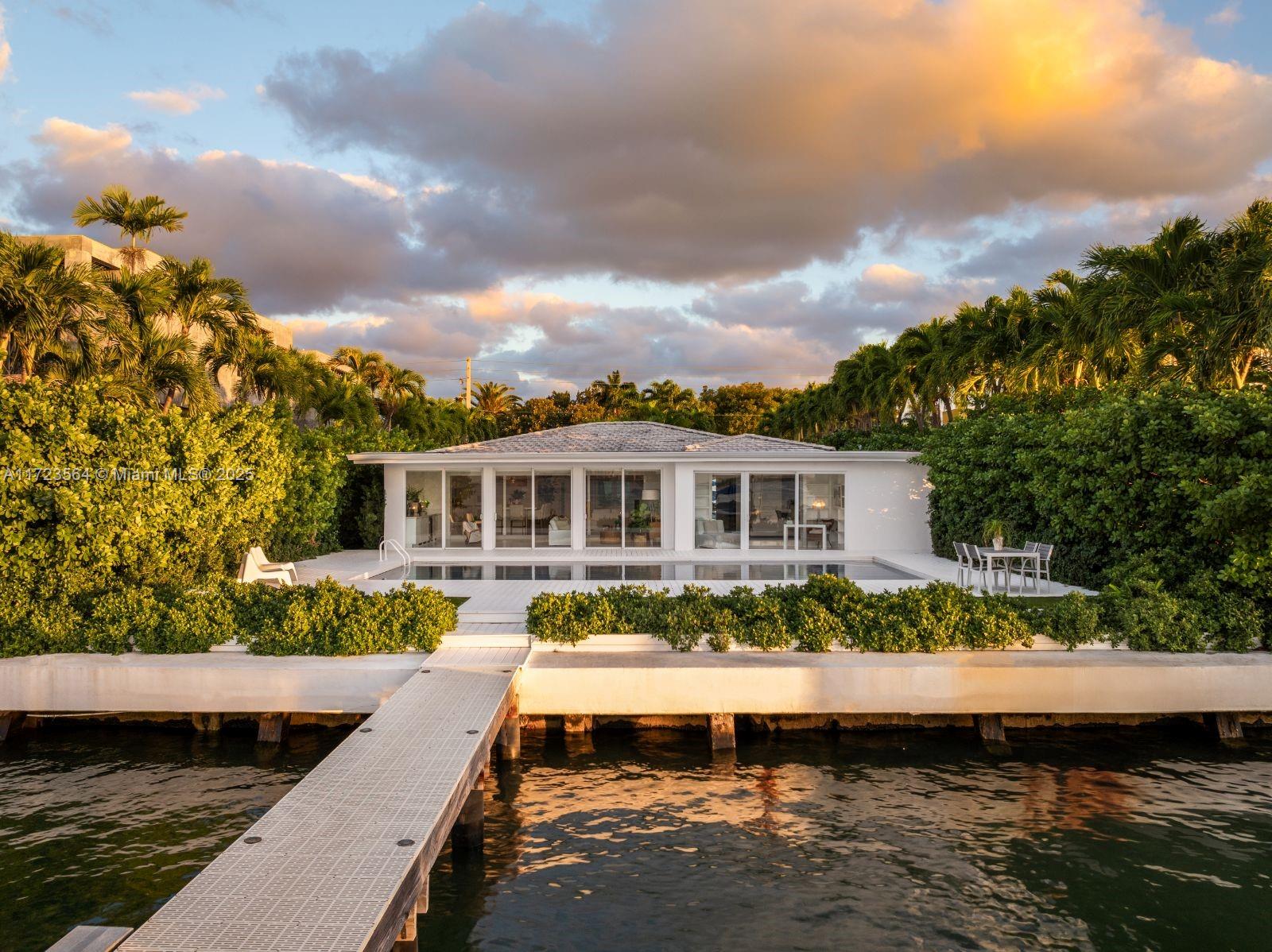 Miami Beach, Florida, 33141, United States, 4 Bedrooms Bedrooms, ,4 BathroomsBathrooms,Residential,For Sale,1688608