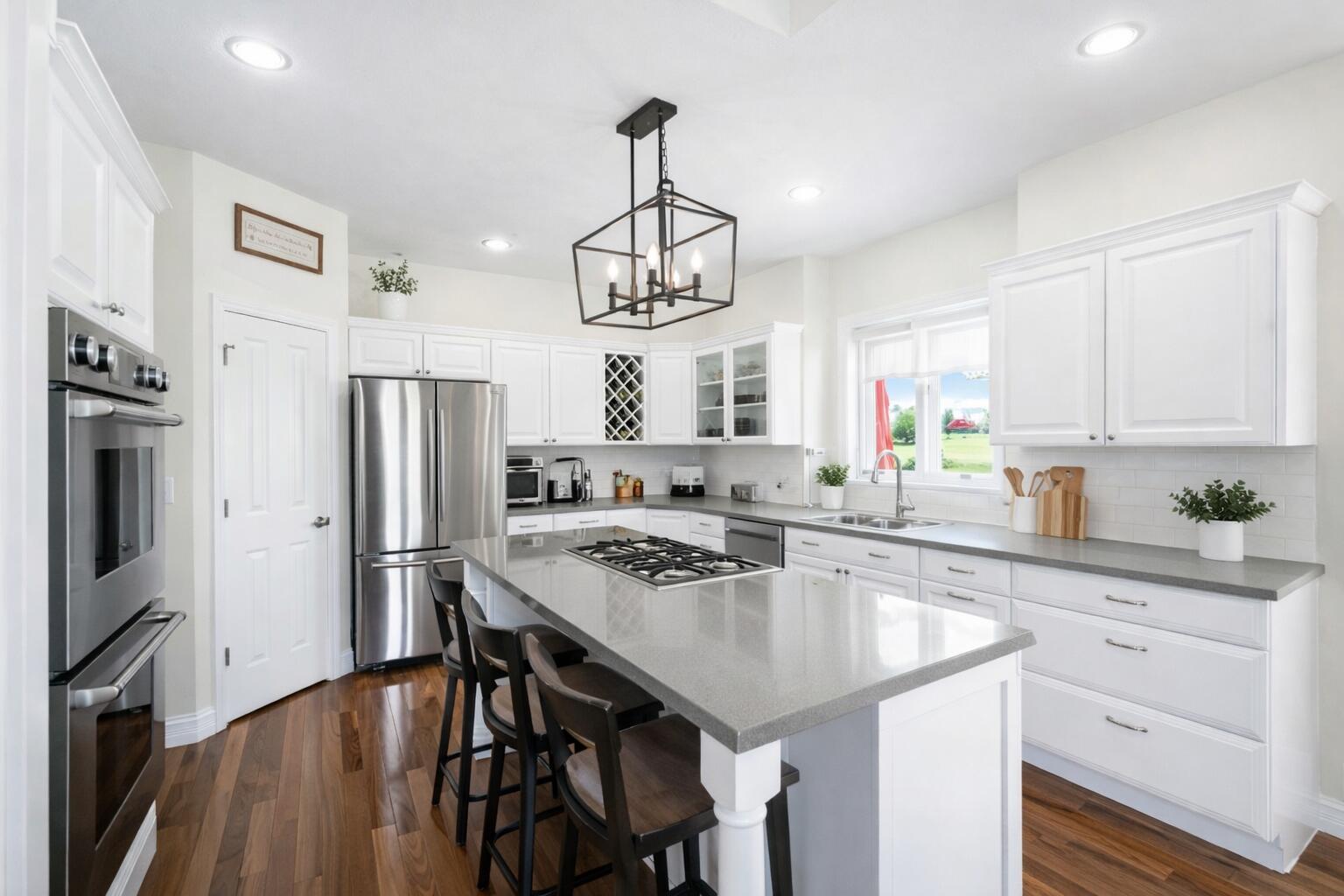 La Porte, Indiana, 46350, United States, 4 Bedrooms Bedrooms, ,3 BathroomsBathrooms,Residential,For Sale,2029628
