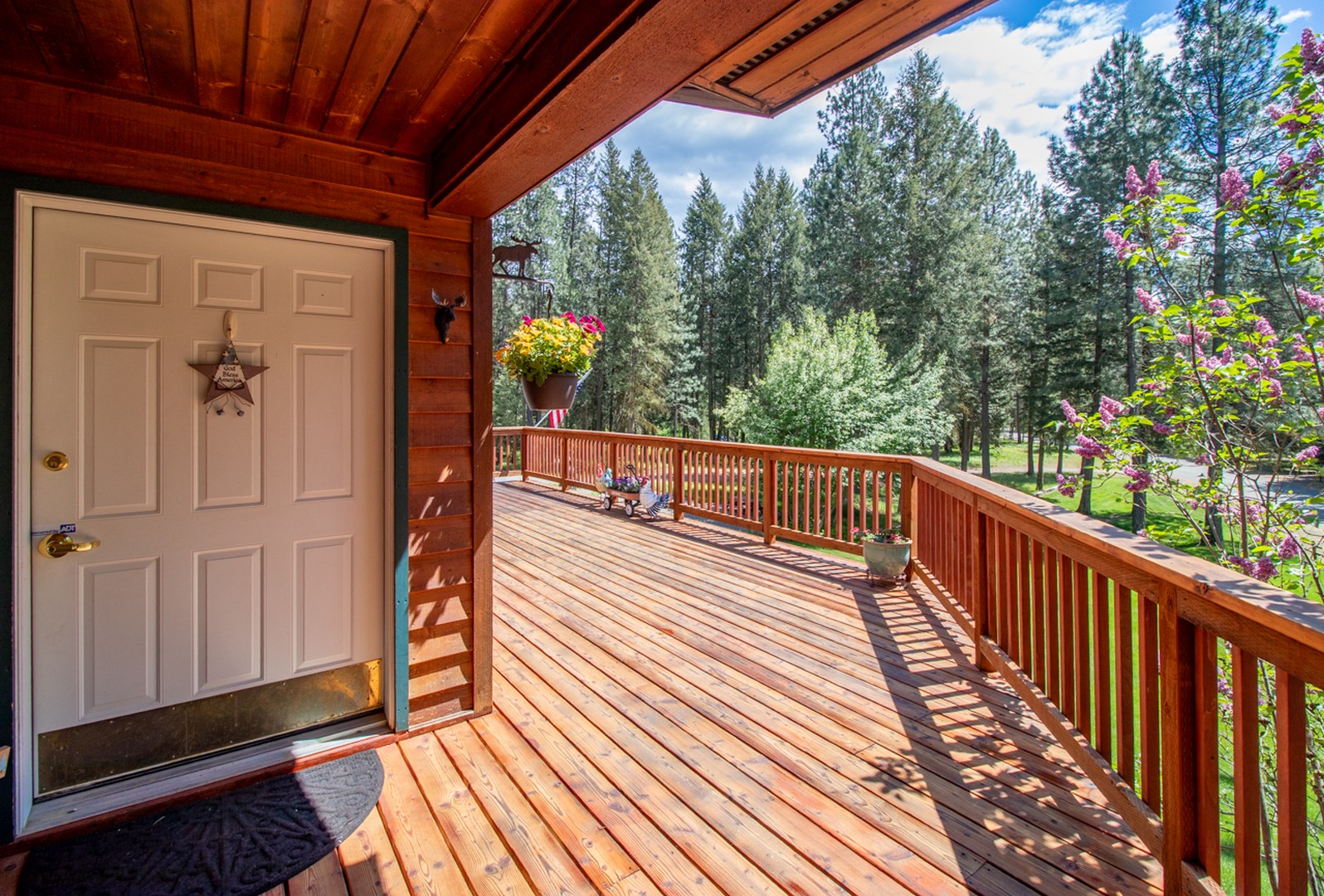 Moyie Springs, Idaho, 83845, United States, 4 Bedrooms Bedrooms, ,3 BathroomsBathrooms,Residential,For Sale,2033523