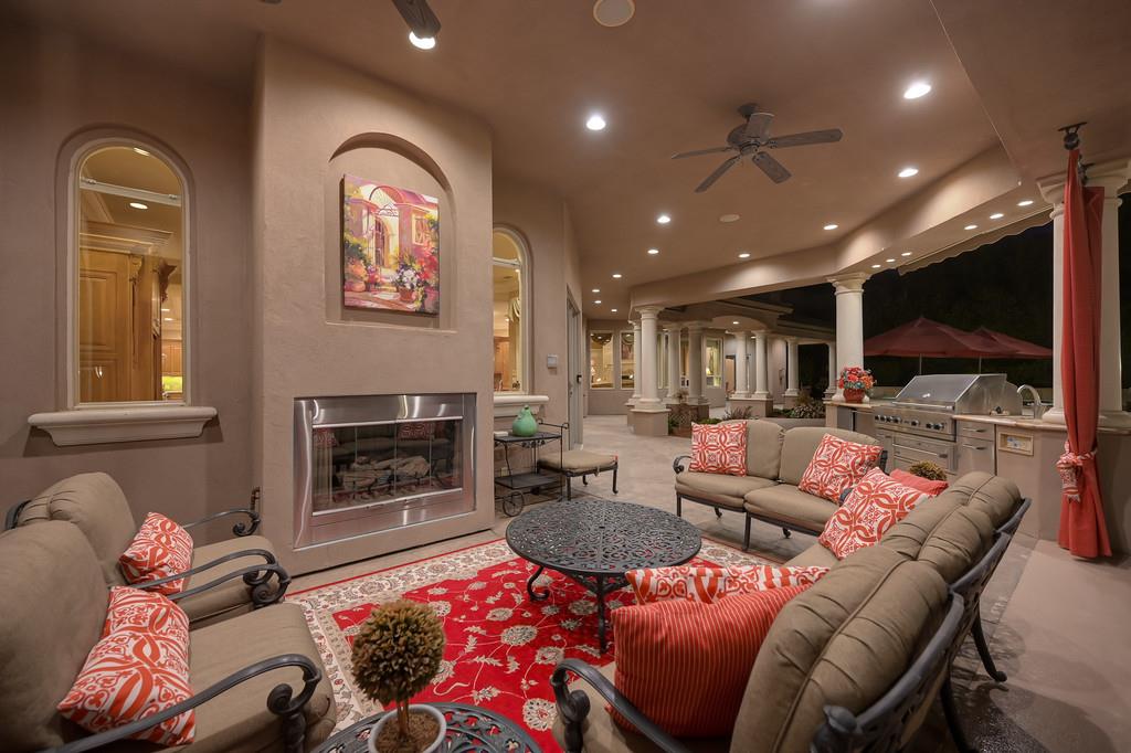 El Dorado Hills, California, 95762, United States, 4 Bedrooms Bedrooms, ,6 BathroomsBathrooms,Residential,For Sale,1958434