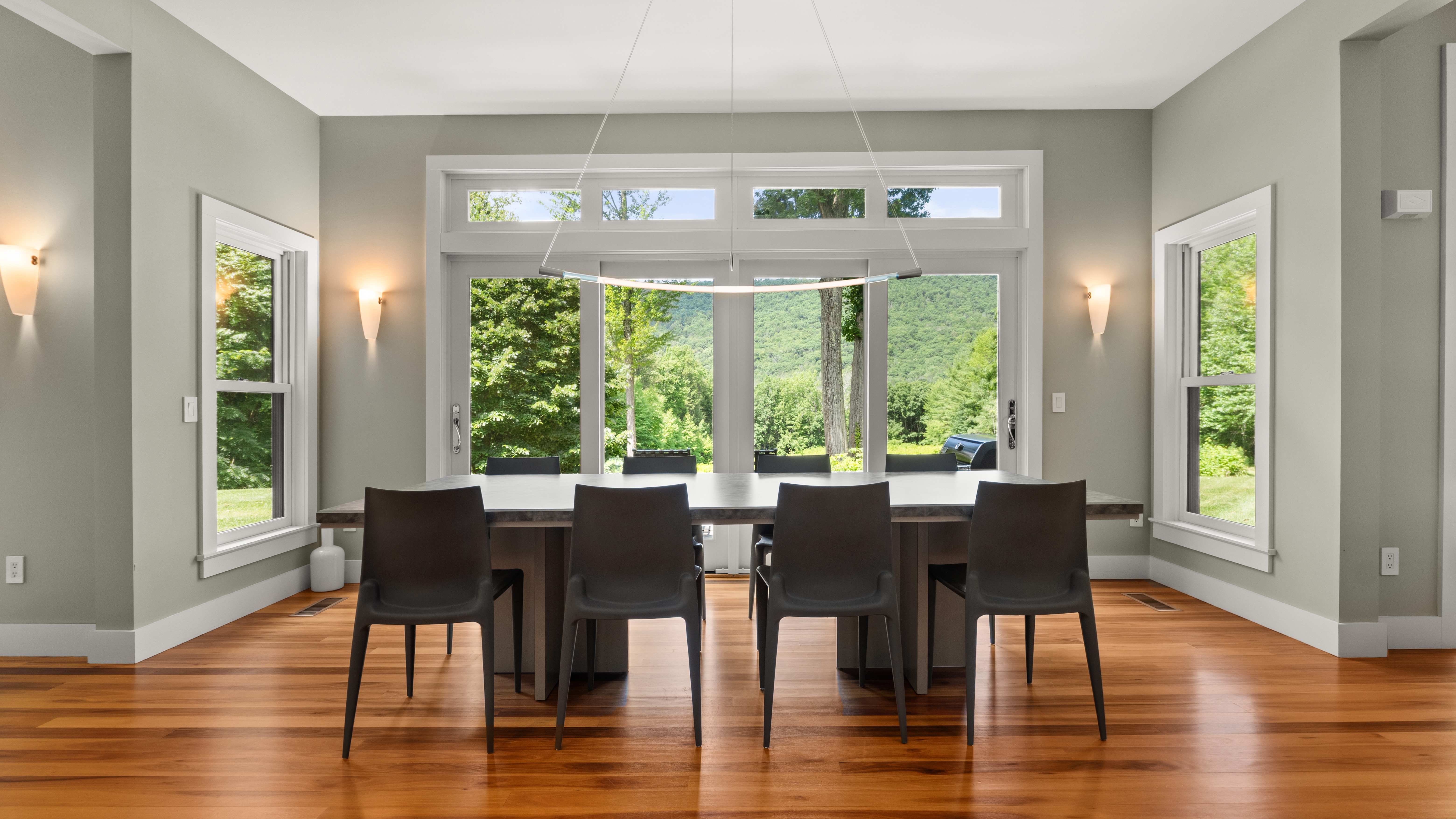 6-Acre Stockbridge Retreat: Contemporary Luxury with Views - 物件實景