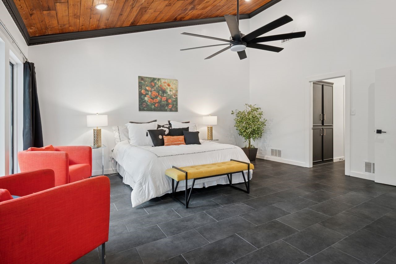 Dallas, Texas, 75230, United States, 4 Bedrooms Bedrooms, ,5 BathroomsBathrooms,Residential,For Sale,1826368
