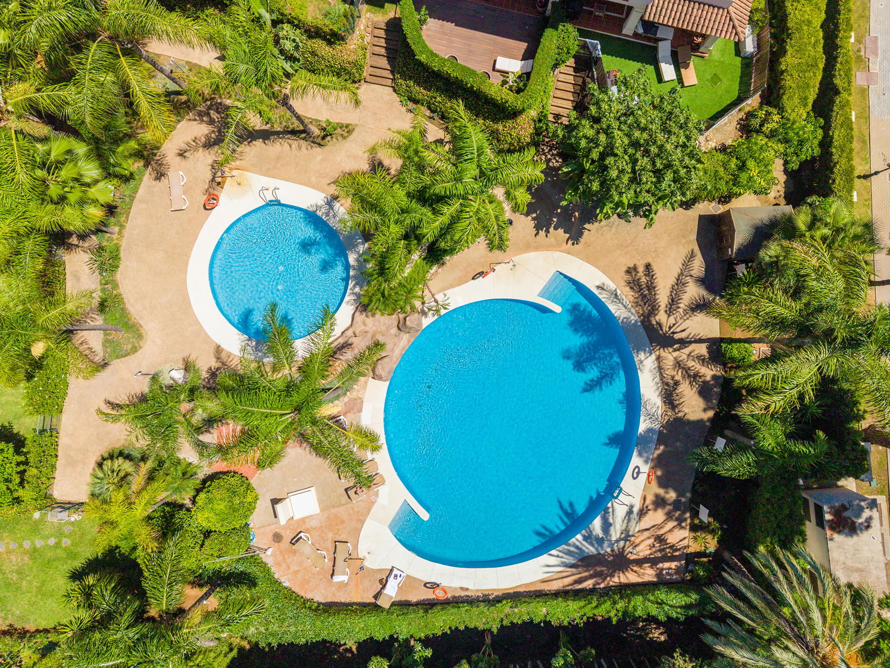  Newly refurbished penthouse with private rooftop terrace in Nueva Andalucía - 物件實景