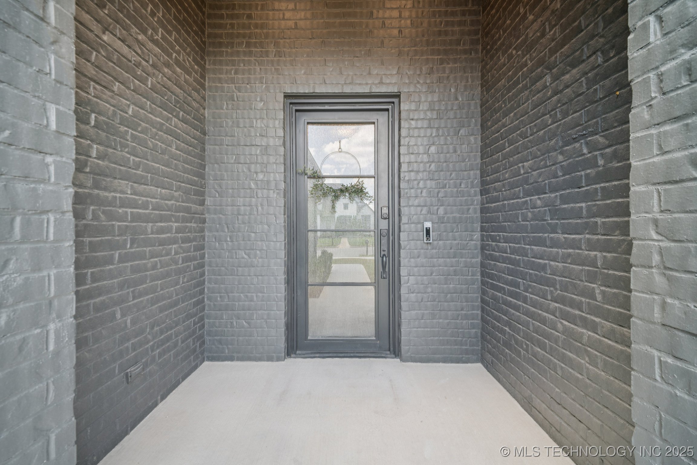 Broken Arrow, Oklahoma, 74011, United States, 5 Bedrooms Bedrooms, ,3 BathroomsBathrooms,Residential,For Sale,1898814