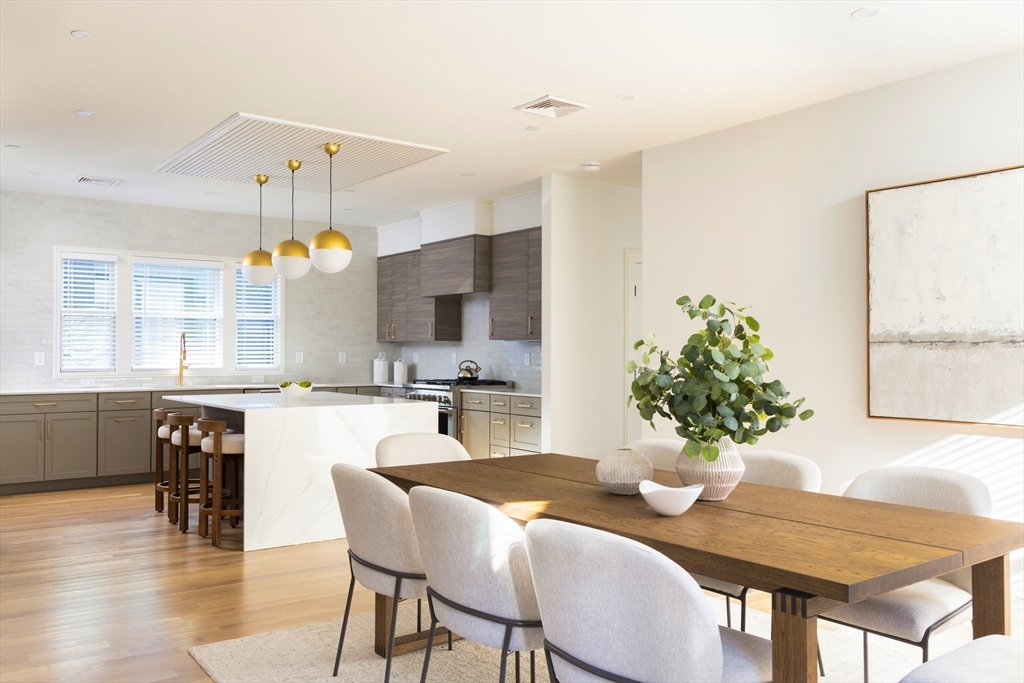 Brookline, Massachusetts, 02446, United States, 5 Bedrooms Bedrooms, ,5 BathroomsBathrooms,Residential,For Sale,1997536