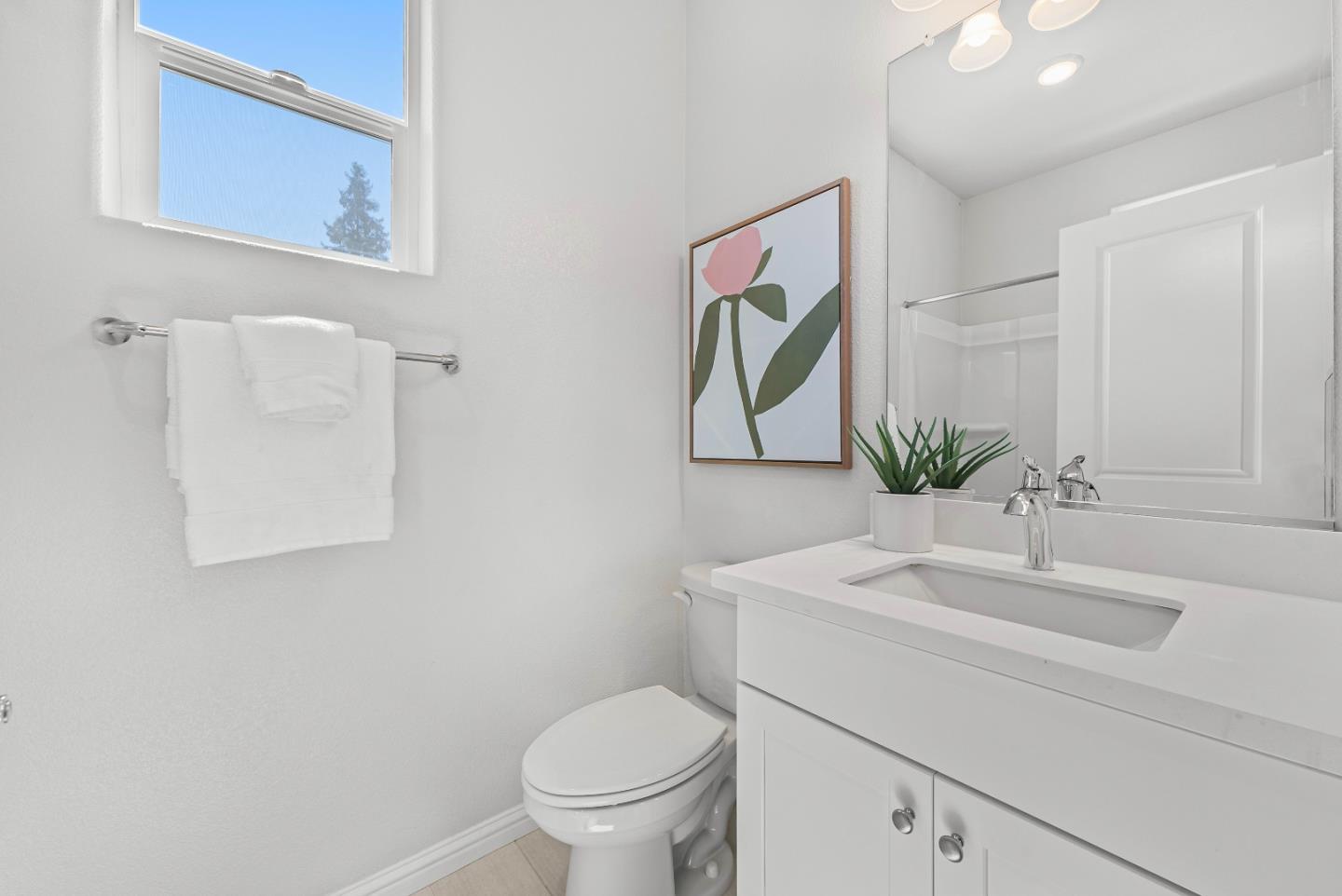 San Jose, California, 95133, United States, 4 Bedrooms Bedrooms, ,4 BathroomsBathrooms,Residential,For Sale,1939383