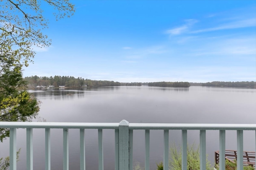 Kingston, New Hampshire, 03848, United States, 2 Bedrooms Bedrooms, ,2 BathroomsBathrooms,Residential,For Sale,1879269