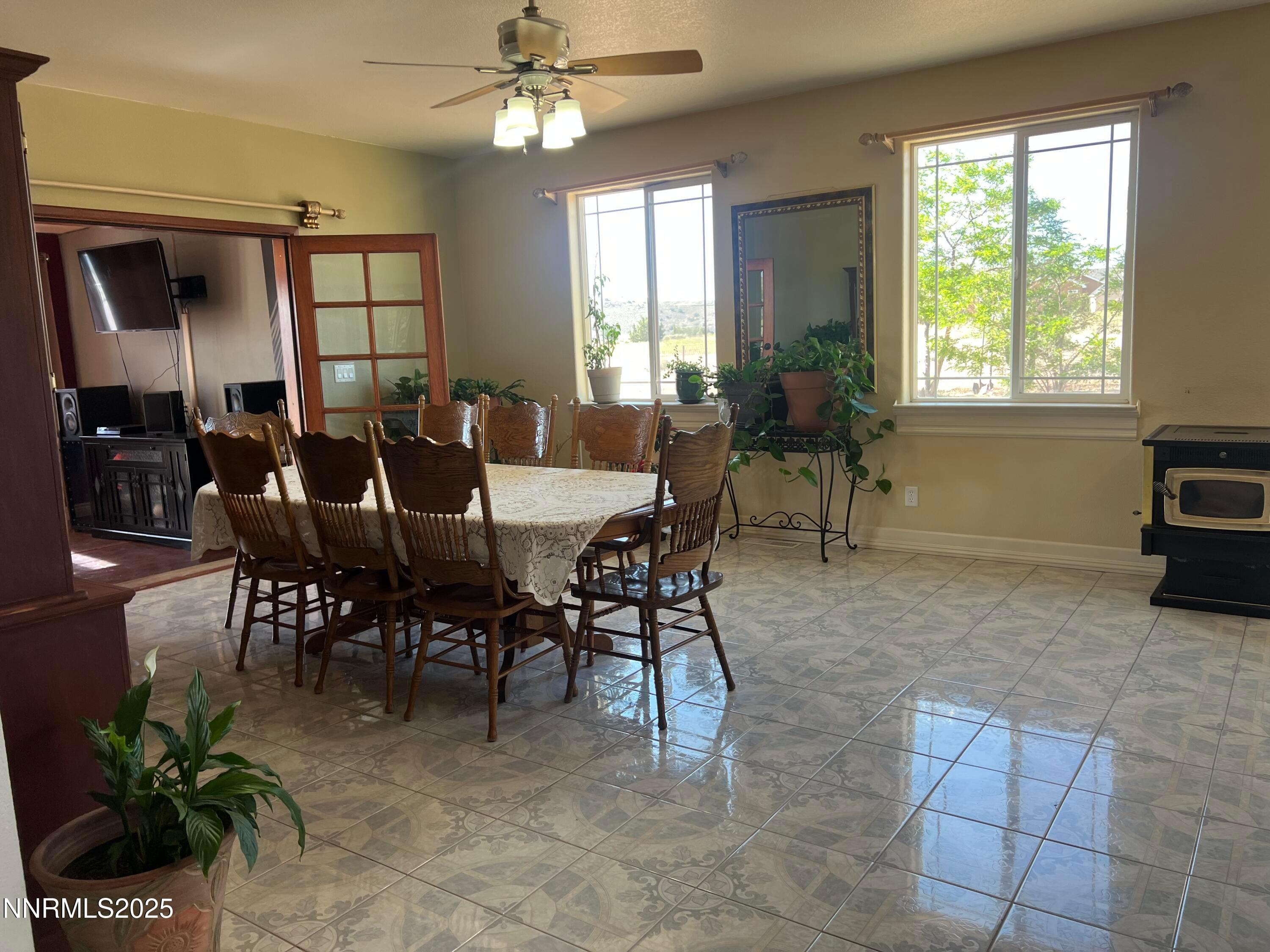 Sparks, Nevada, 89436, United States, 6 Bedrooms Bedrooms, ,4 BathroomsBathrooms,Residential,For Sale,1838343