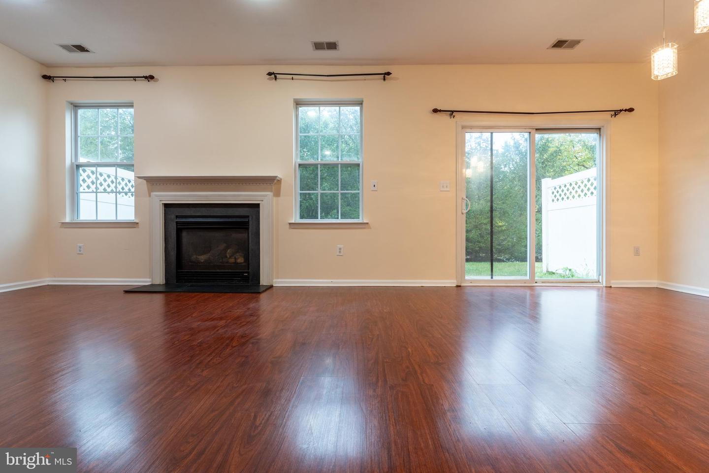 Pennington, New Jersey, 08534, United States, 3 Bedrooms Bedrooms, ,3 BathroomsBathrooms,Residential,For Sale,1939731