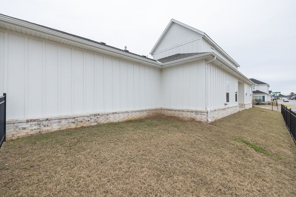 Springdale, Arkansas, 72762, United States, 3 Bedrooms Bedrooms, ,3 BathroomsBathrooms,Residential,For Sale,2001848