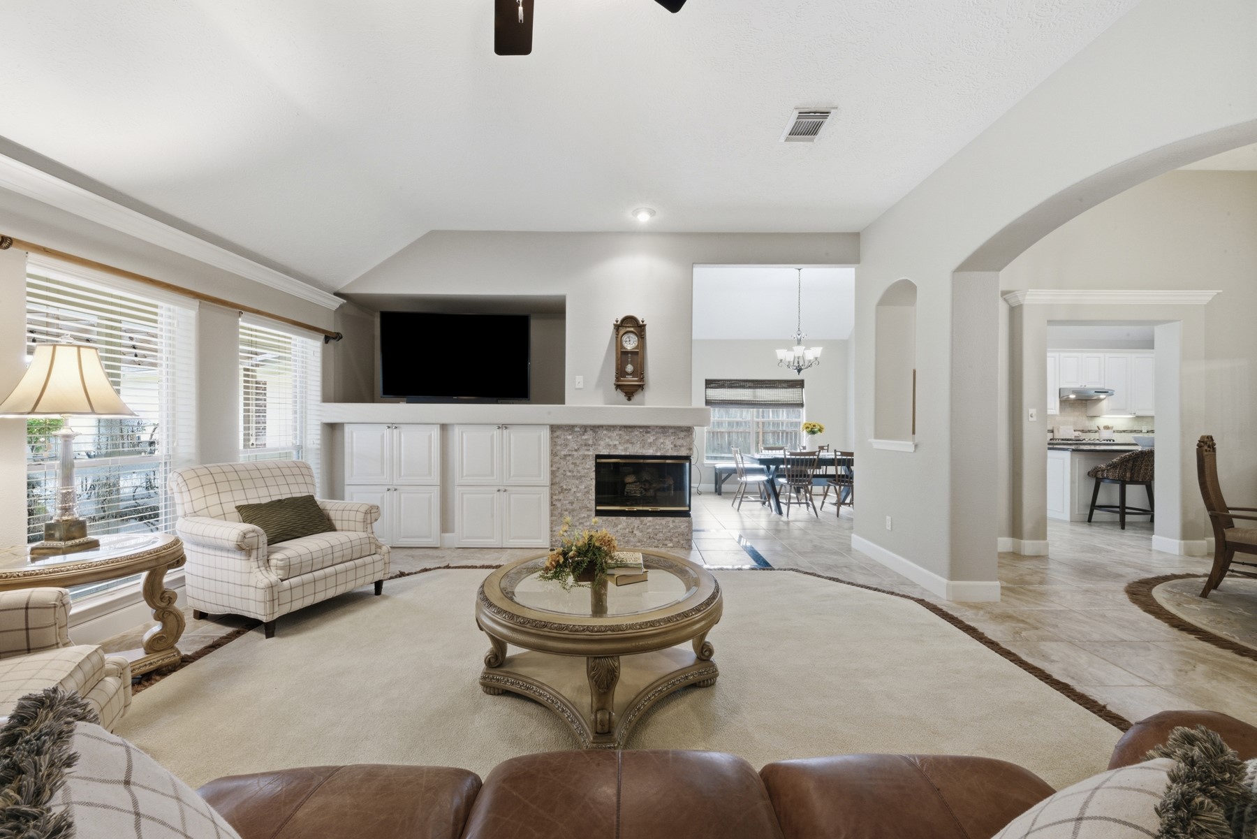  3902 Belvoir Park Drive - 物件實景